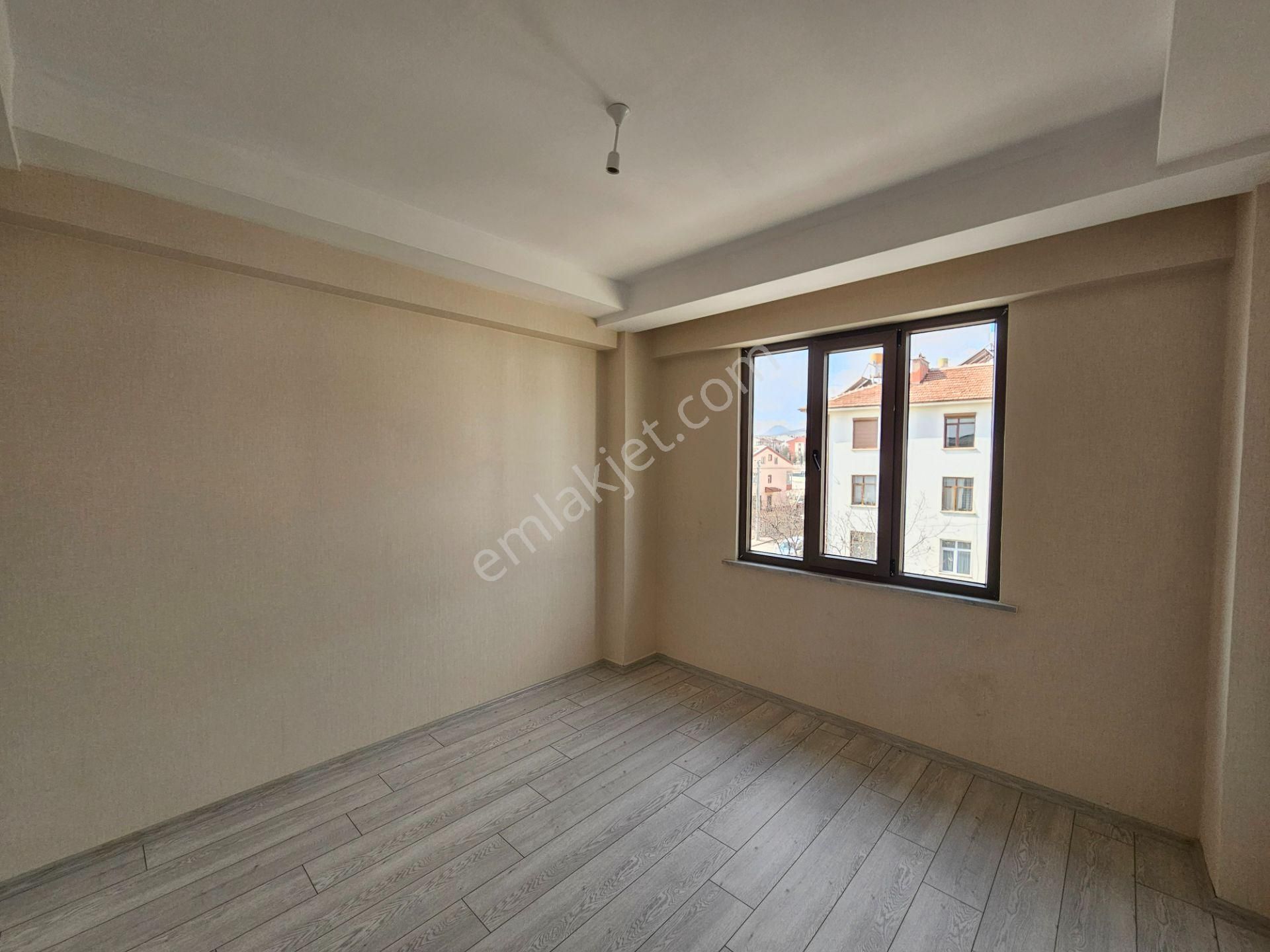 Ahmet Yesevi Caddesine Oldukça Yakın 2+1 Satılık Lüx Sıfır Daire‍ - Görsel 24