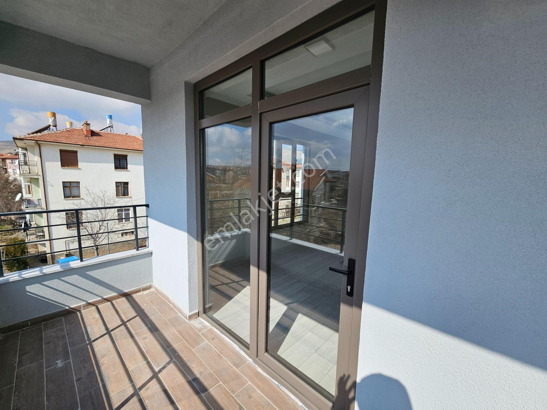 Ahmet Yesevi Caddesine Oldukça Yakın 2+1 Satılık Lüx Sıfır Daire‍ - Görsel 20