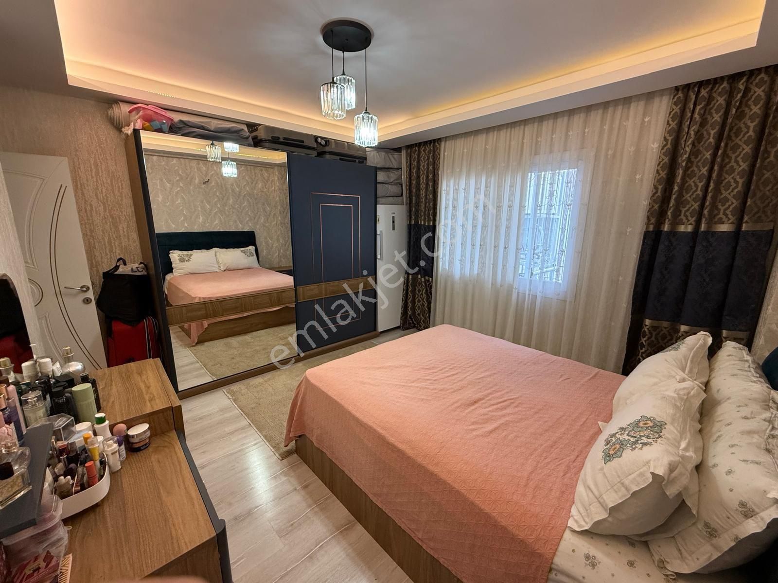 Mersin Sağlık Mah. 4 Katlı Binanın 2.kati 3+1 Bina Yaşı 4 - Görsel 2