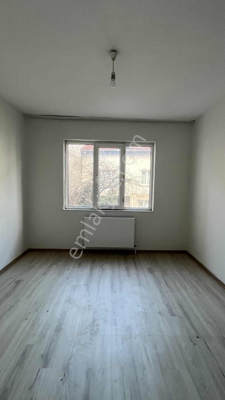 Doğan Aslan'dan Bağlarbaşı'nda Kiralık 3+1 Daire - Görsel 3