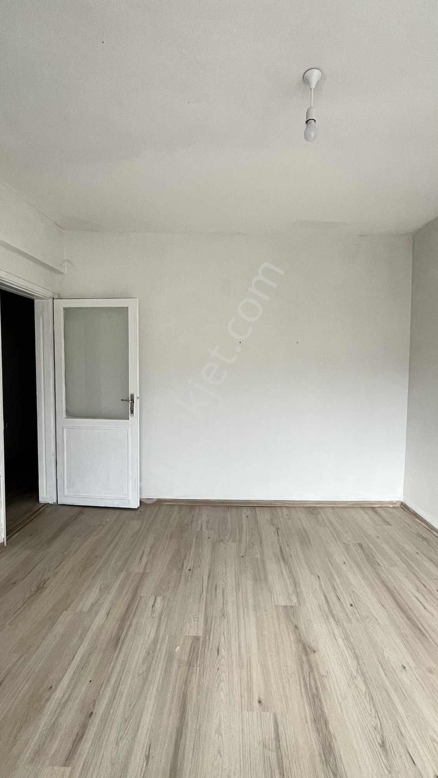 Doğan Aslan'dan Bağlarbaşı'nda Kiralık 3+1 Daire - Görsel 8