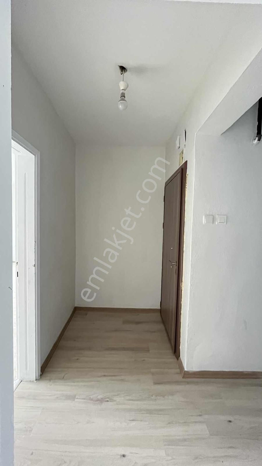 Doğan Aslan'dan Bağlarbaşı'nda Kiralık 3+1 Daire - Görsel 6