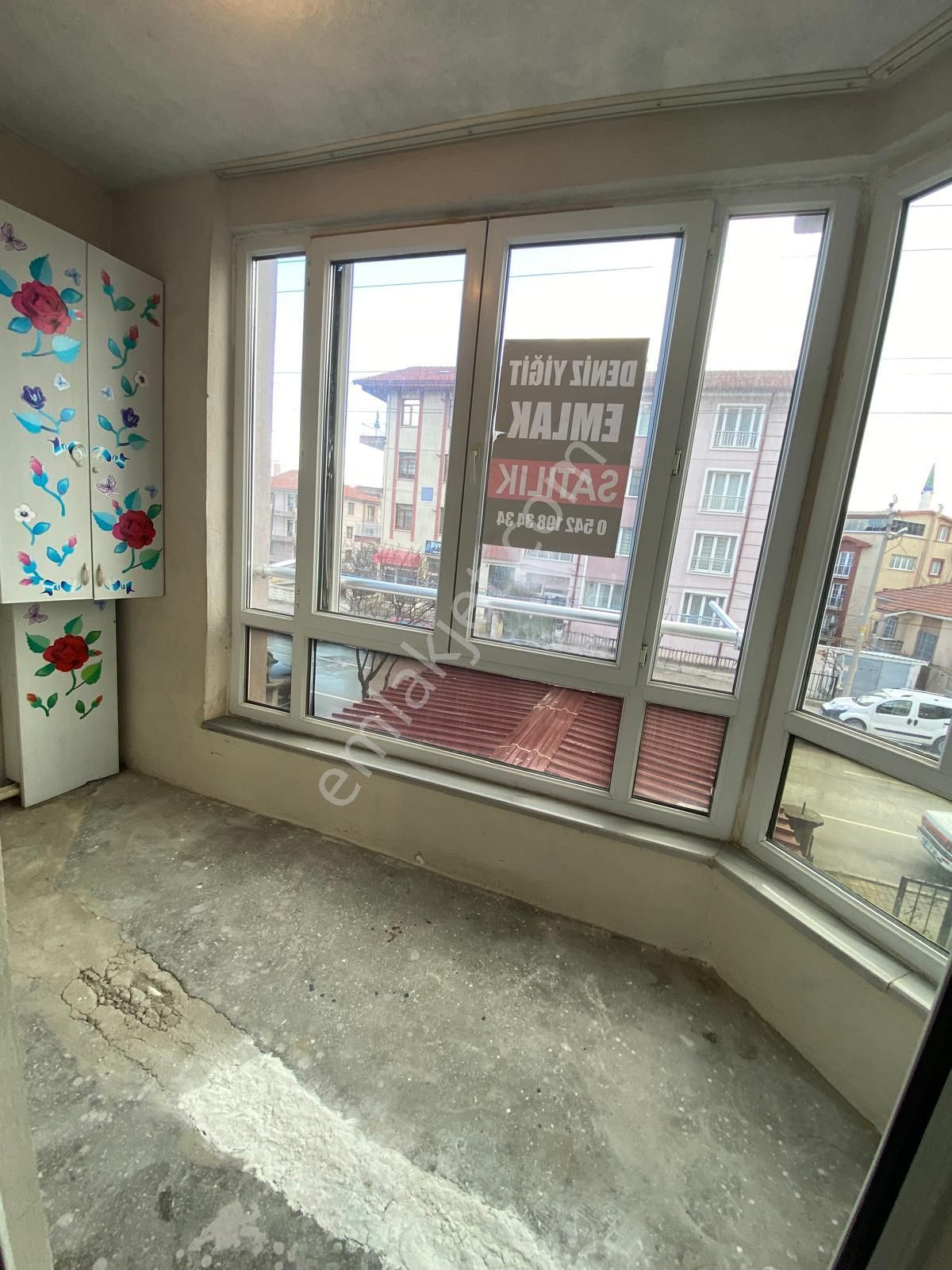 Deniz Yiğit Emlak'tan Cumhuriyet Mahallesinde 3+1bakımlı Arakat Daire - Görsel 7