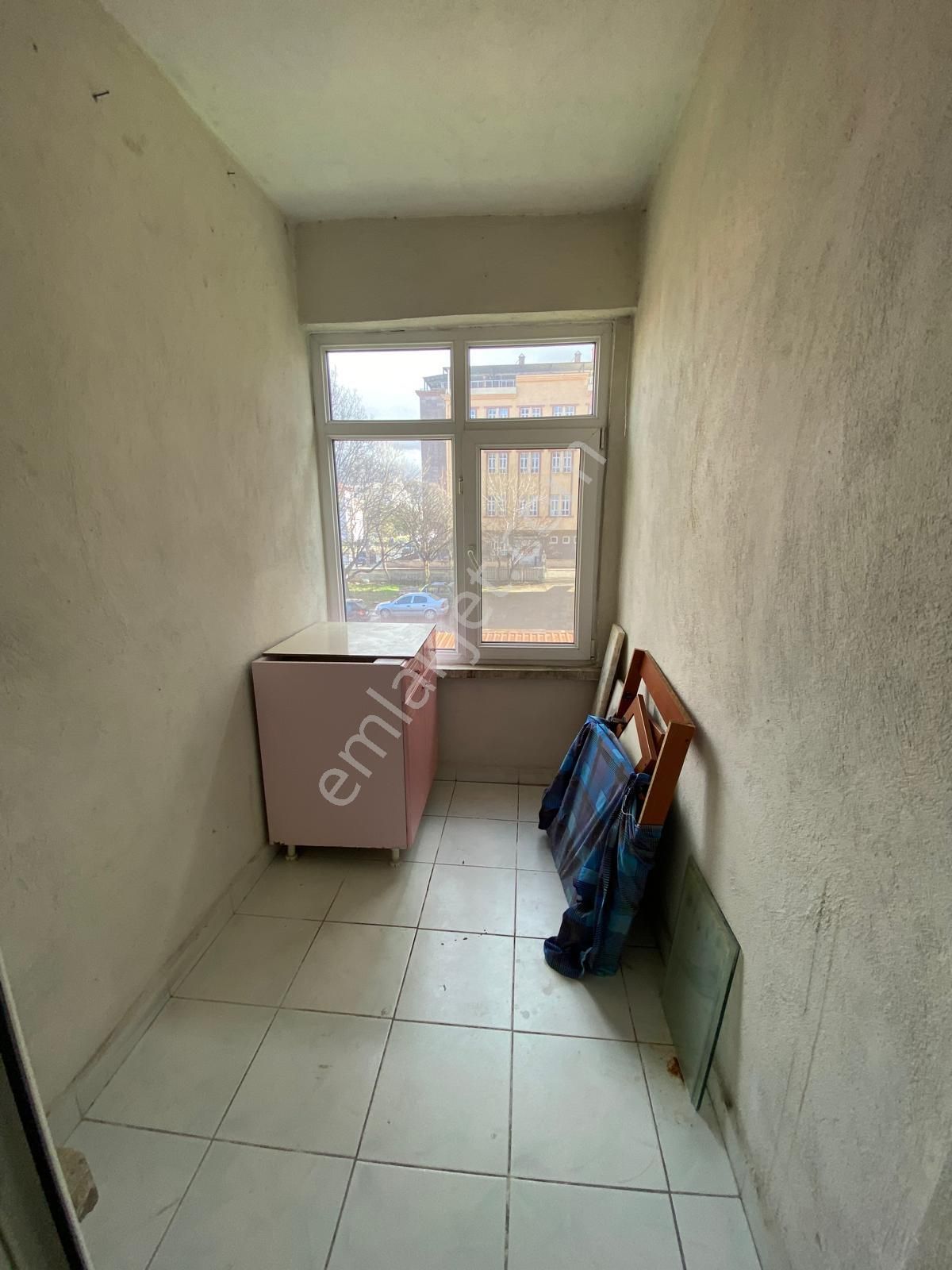 Deniz Yiğit Emlak'tan Cumhuriyet Mahallesinde 3+1bakımlı Arakat Daire - Görsel 20