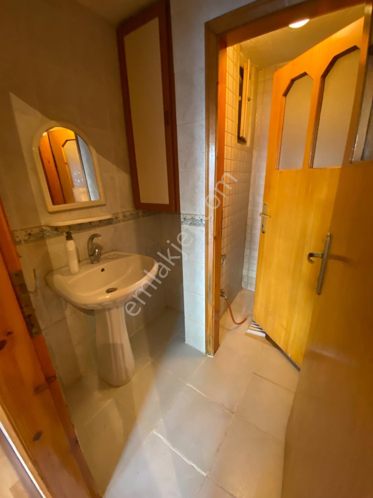 Deniz Yiğit Emlak'tan Cumhuriyet Mahallesinde 3+1bakımlı Arakat Daire - Görsel 27
