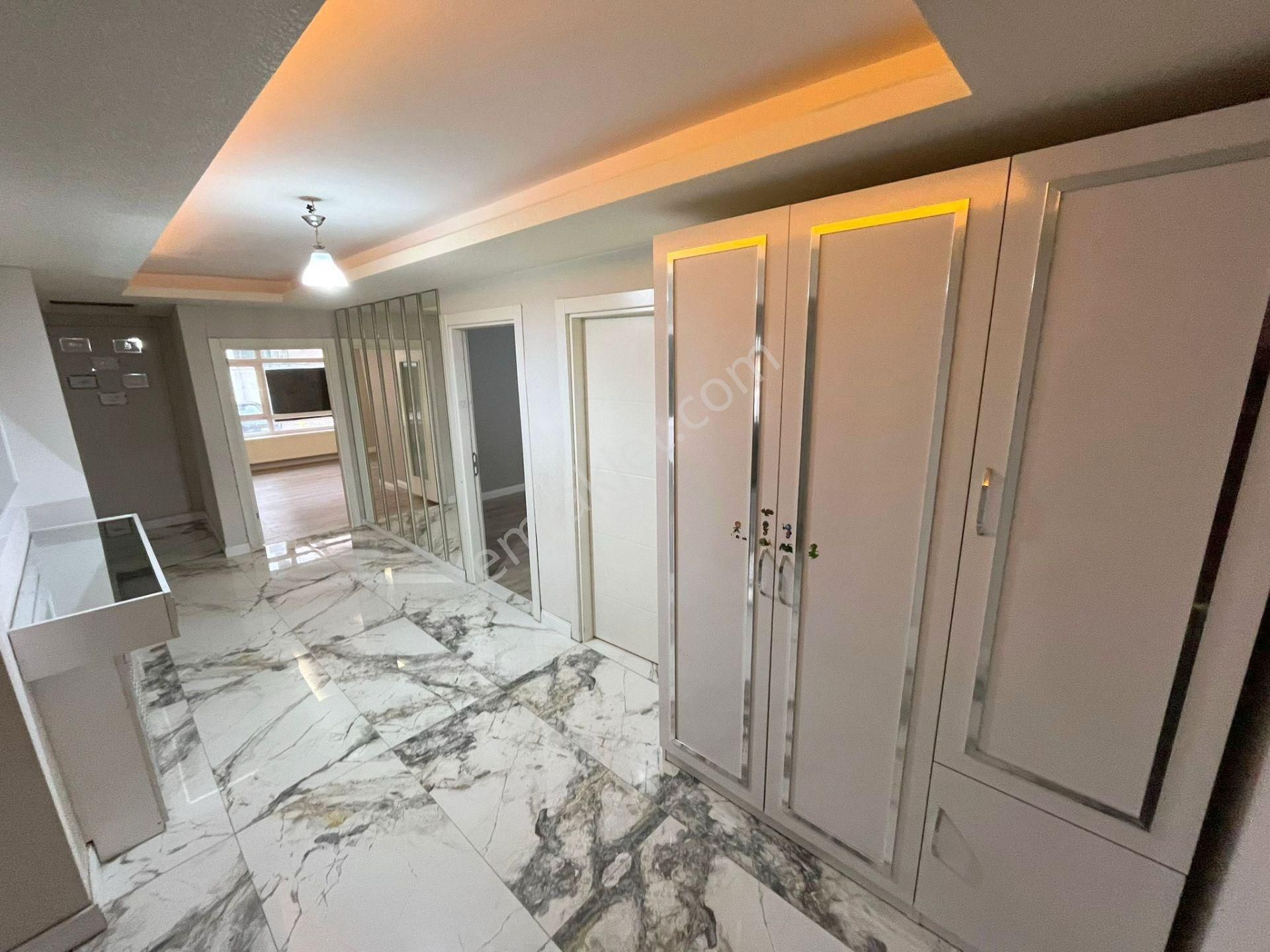 19 Mayıs Caddesi Yakını Orta Katta 3+1 Ön Cephe Bağımsız Lüks - Görsel 2