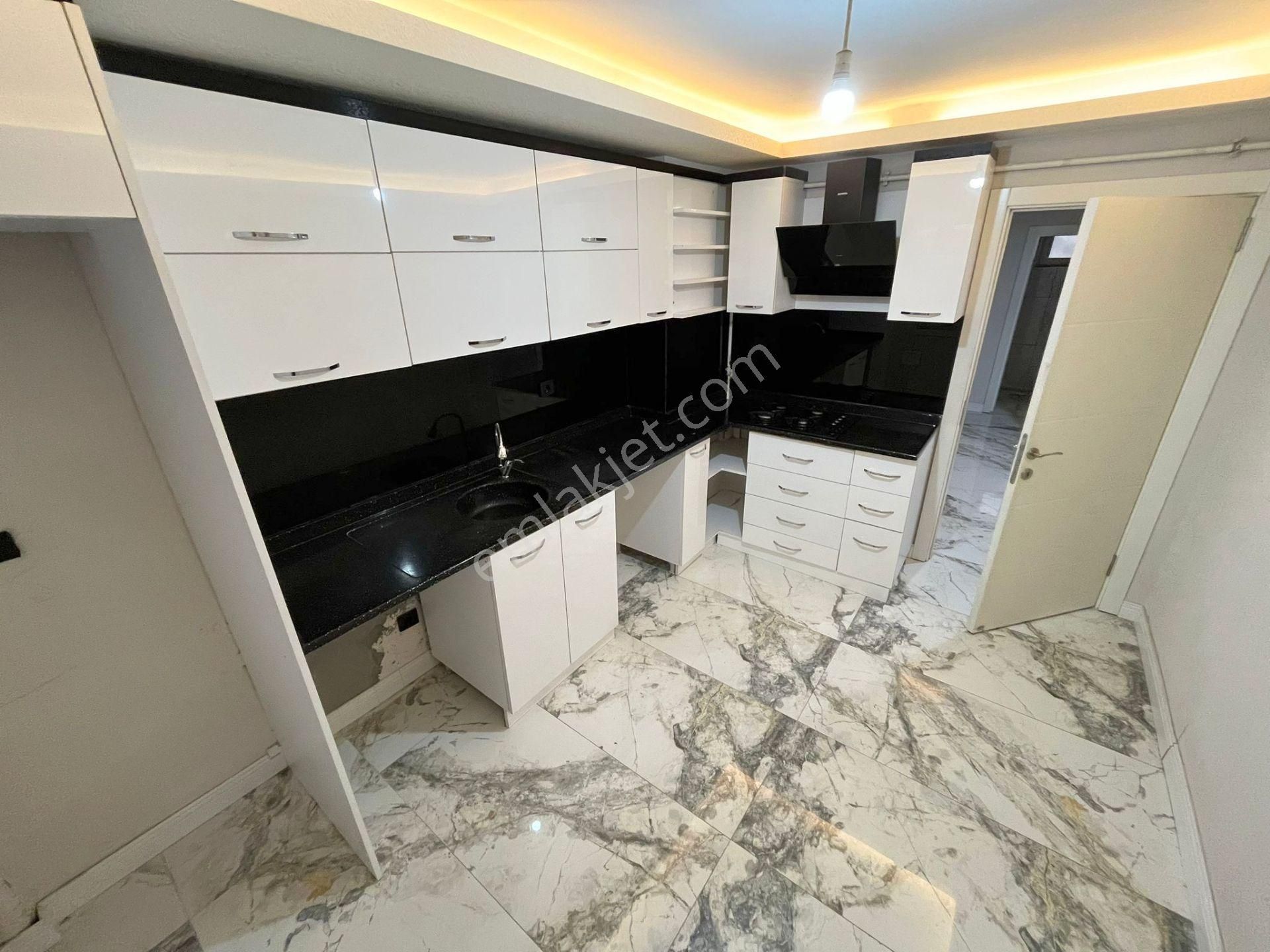 19 Mayıs Caddesi Yakını Orta Katta 3+1 Ön Cephe Bağımsız Lüks - Görsel 7