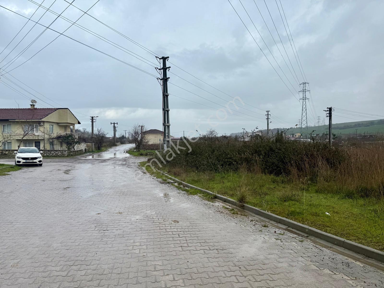 Yalova Çiftlikköy Kılıç Köyü 891m2 İmarlı Satılık Arsa - Görsel 11