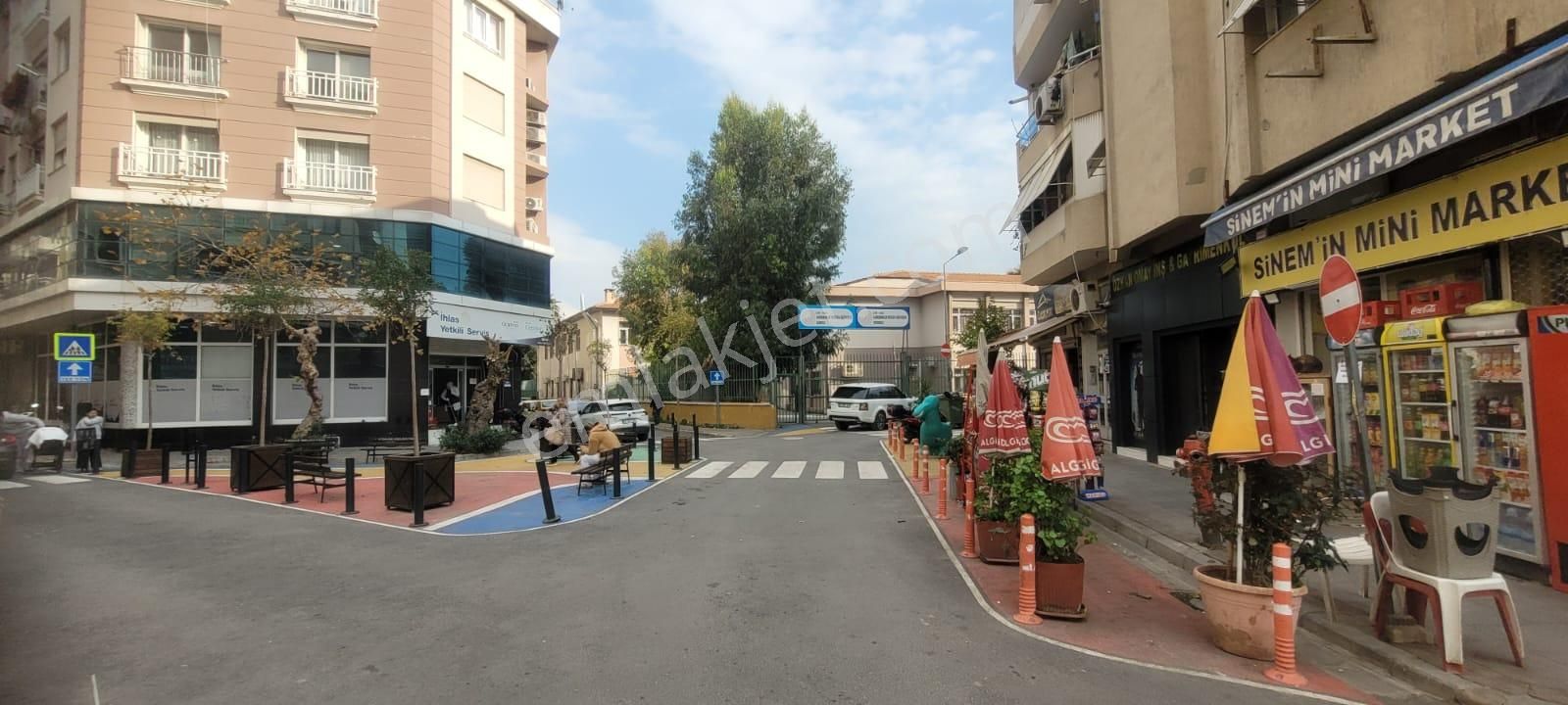 Alsancak Kahramanlar İzban Yakını Satılık Mobilyalı 1+1 Bahçeli - Görsel 20