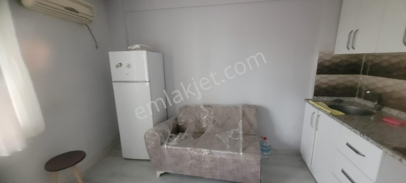 Alsancak Kahramanlar İzban Yakını Satılık Mobilyalı 1+1 Bahçeli - Görsel 7