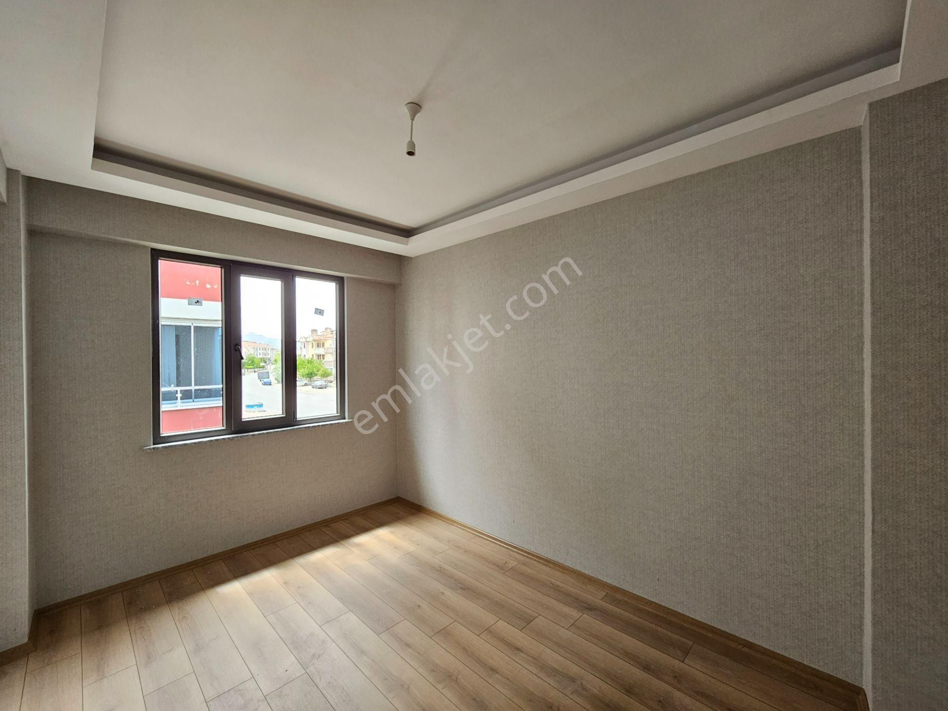 Dumlupınar Mahallesinde Barış Caddesi Yakını 2+1 Satılık Geniş Lüx Sıfır Daireler - Görsel 24