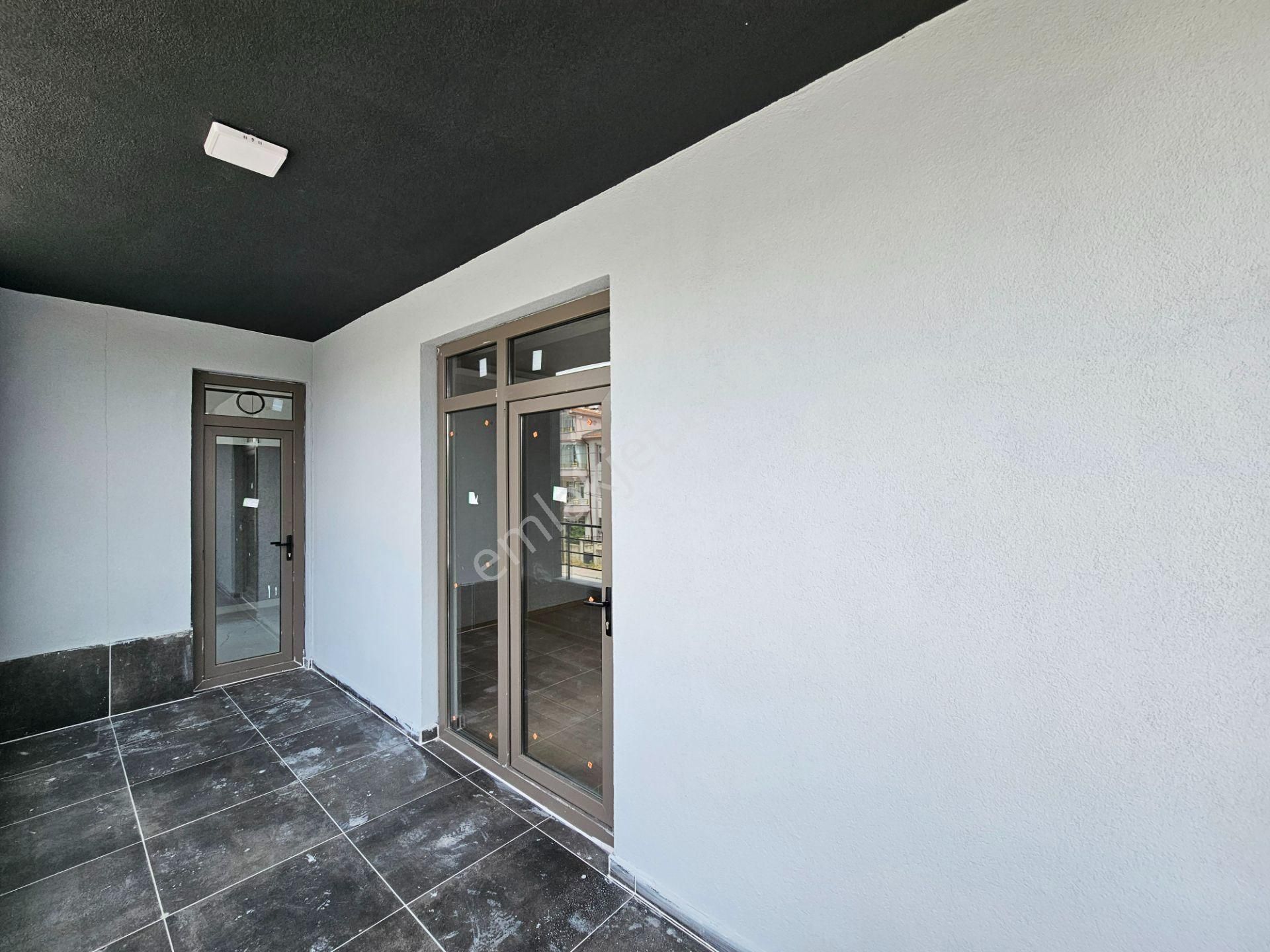 Dumlupınar Mahallesinde Barış Caddesi Yakını 2+1 Satılık Geniş Lüx Sıfır Daireler - Görsel 14