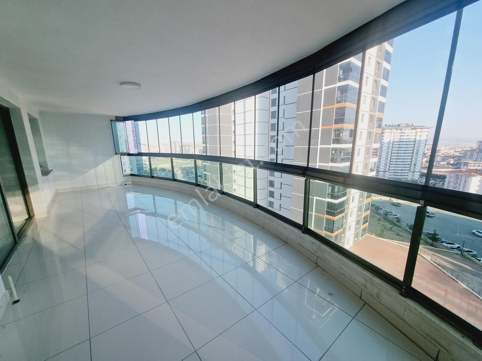 Beyoğlu'ndan Hastane Yanı T.balkonlu 6.kat Sitede Satılık 4+1 - Görsel 4