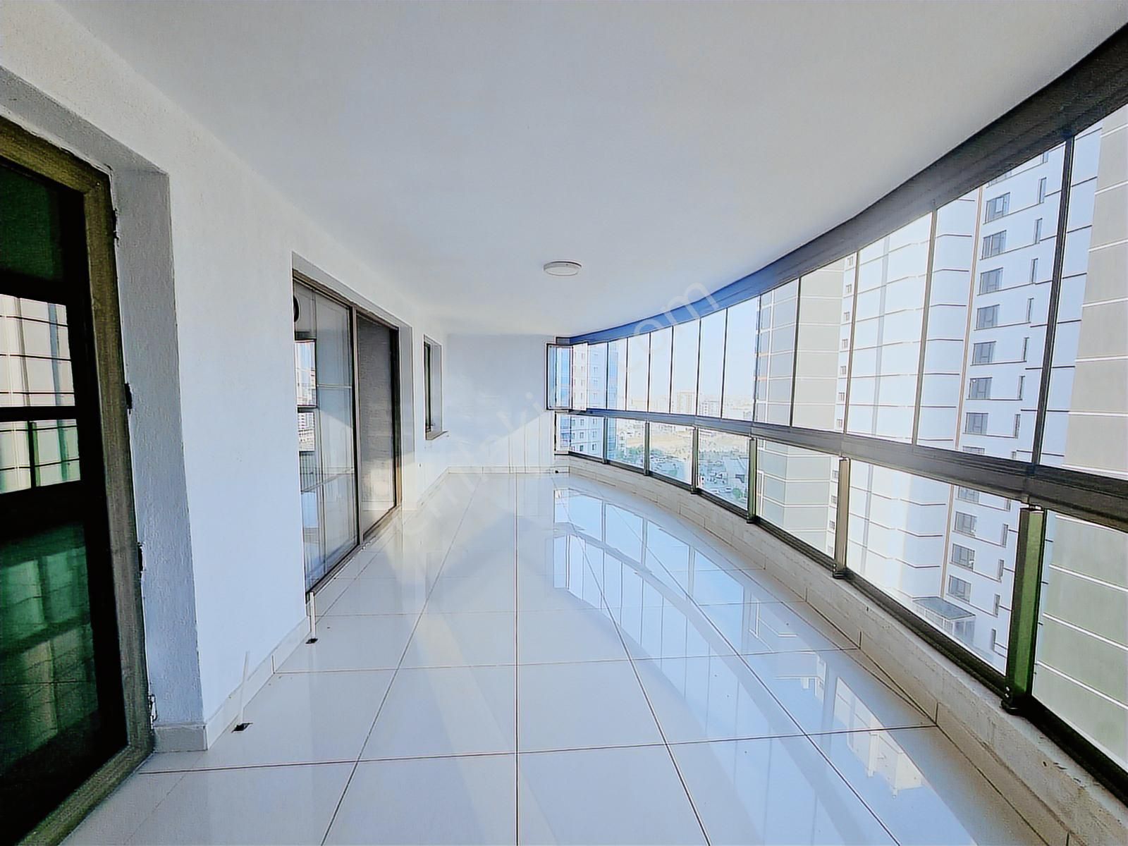 Beyoğlu'ndan Hastane Yanı T.balkonlu 6.kat Sitede Satılık 4+1 - Görsel 7