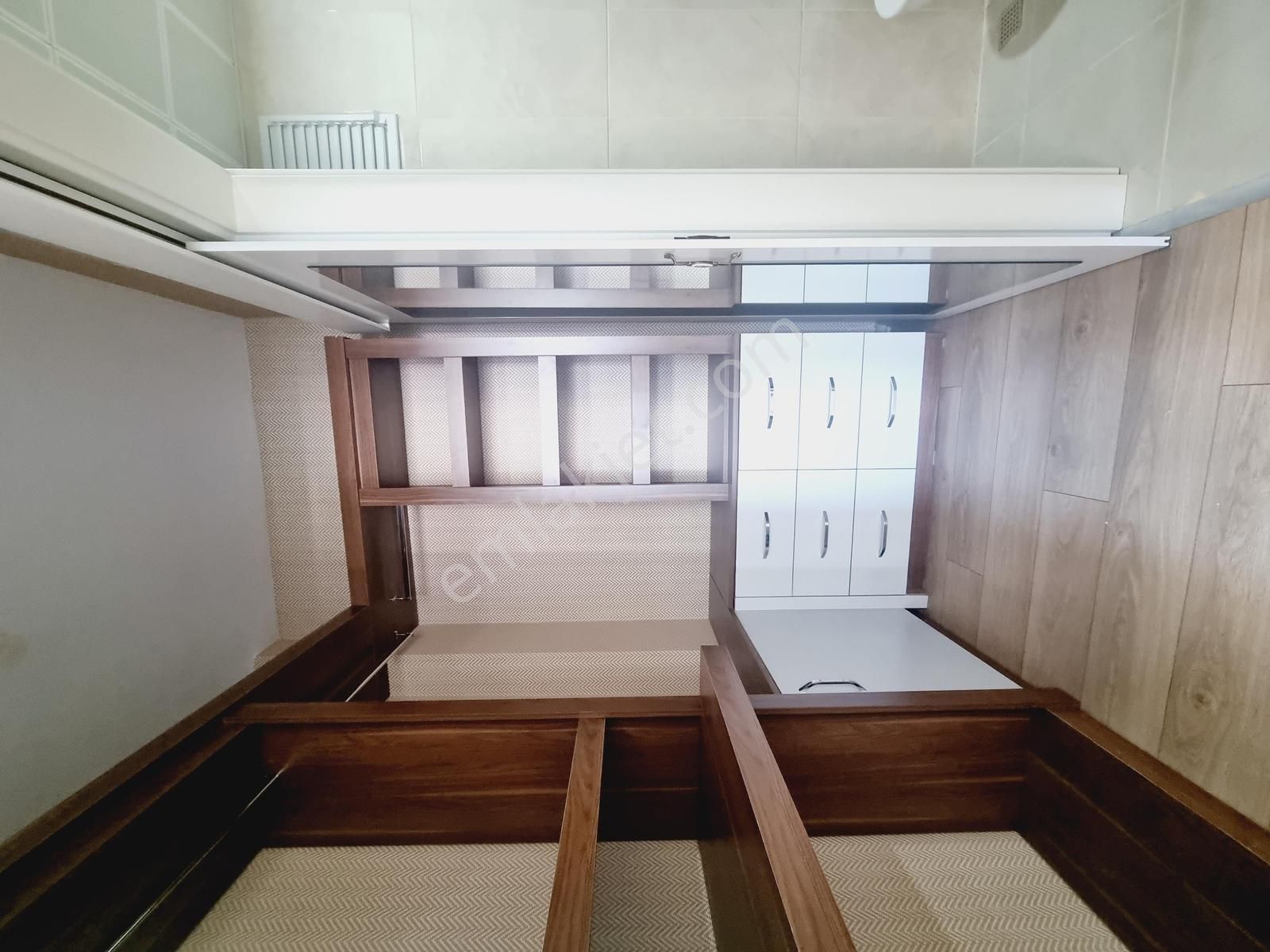 Beyoğlu'ndan Hastane Yanı T.balkonlu 6.kat Sitede Satılık 4+1 - Görsel 16