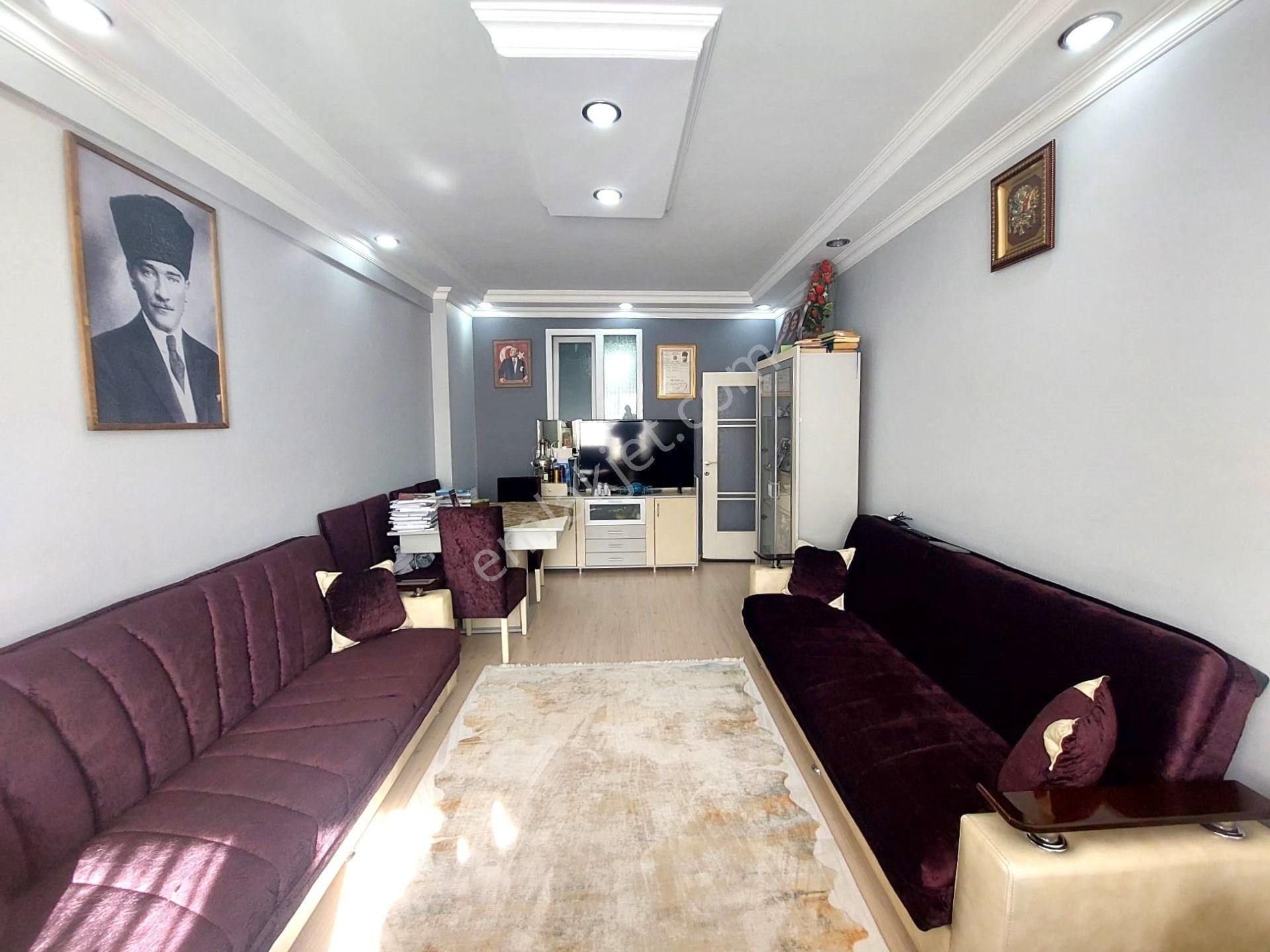 Recep Ümit Emlak'tan Ömerağa Mahallesinde Hat Boyu-1 Caddesi Yakınında Satılık 3+1 Daire - Görsel 3