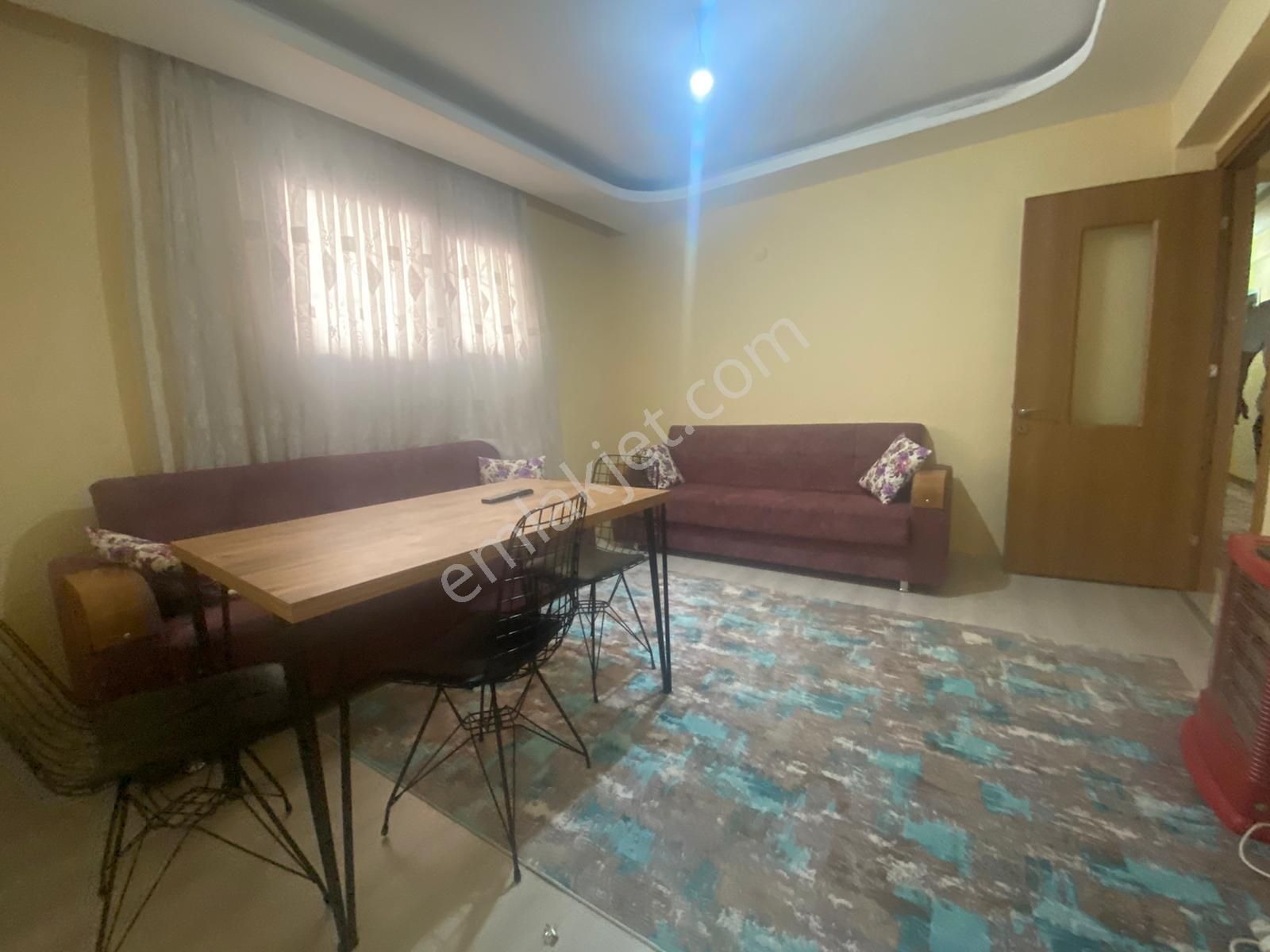 Buca Kozağaç Mahallesinde 2+1 90m2 Dgazlı Ayrı Mutfak Eşyalı Kiralık Daire