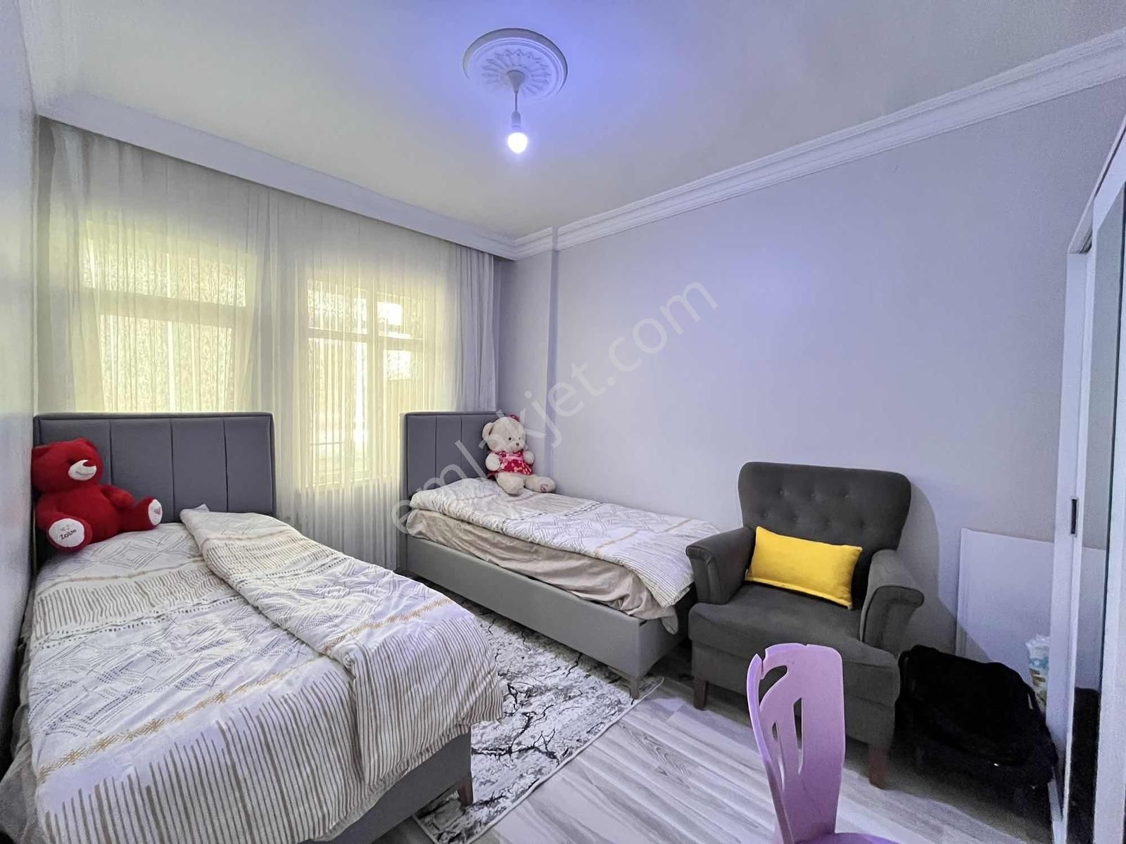 İstiklal Mahallesinde Fırsat 3+1 Ara Kat Daire - Görsel 20