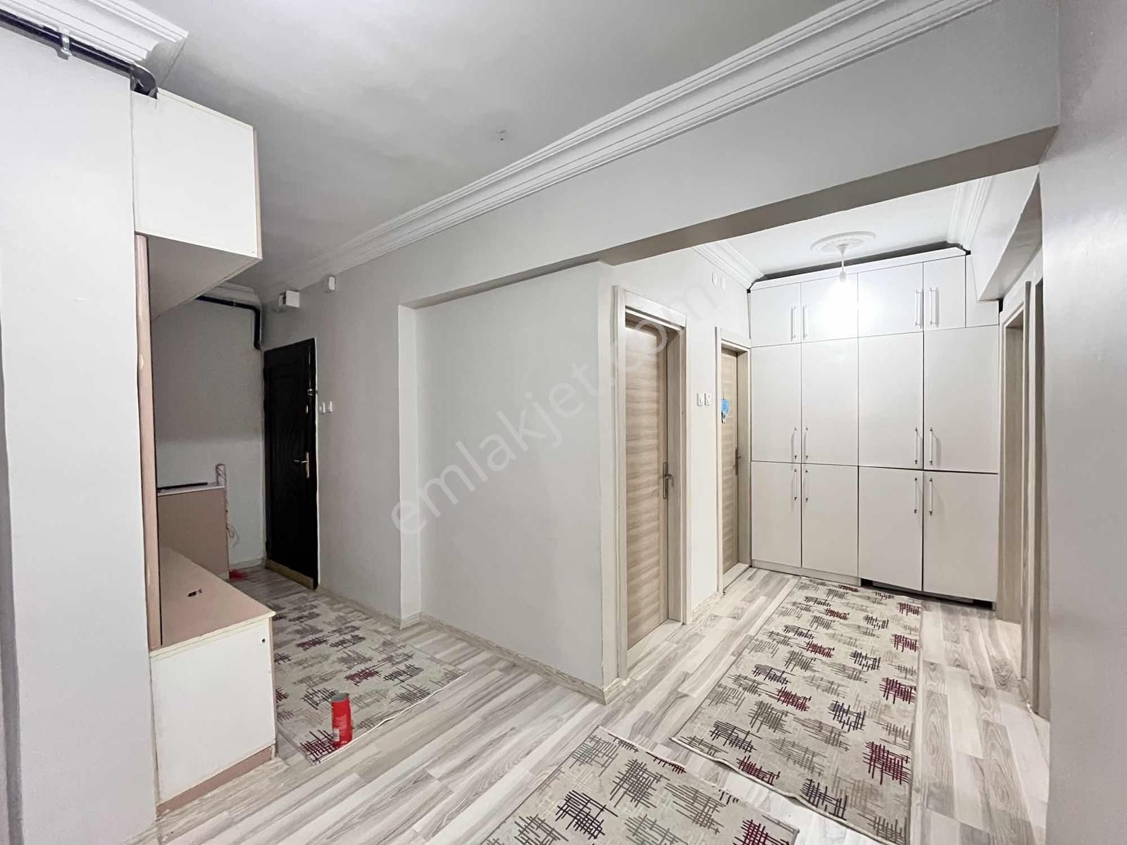 İstiklal Mahallesinde Fırsat 3+1 Ara Kat Daire - Görsel 5