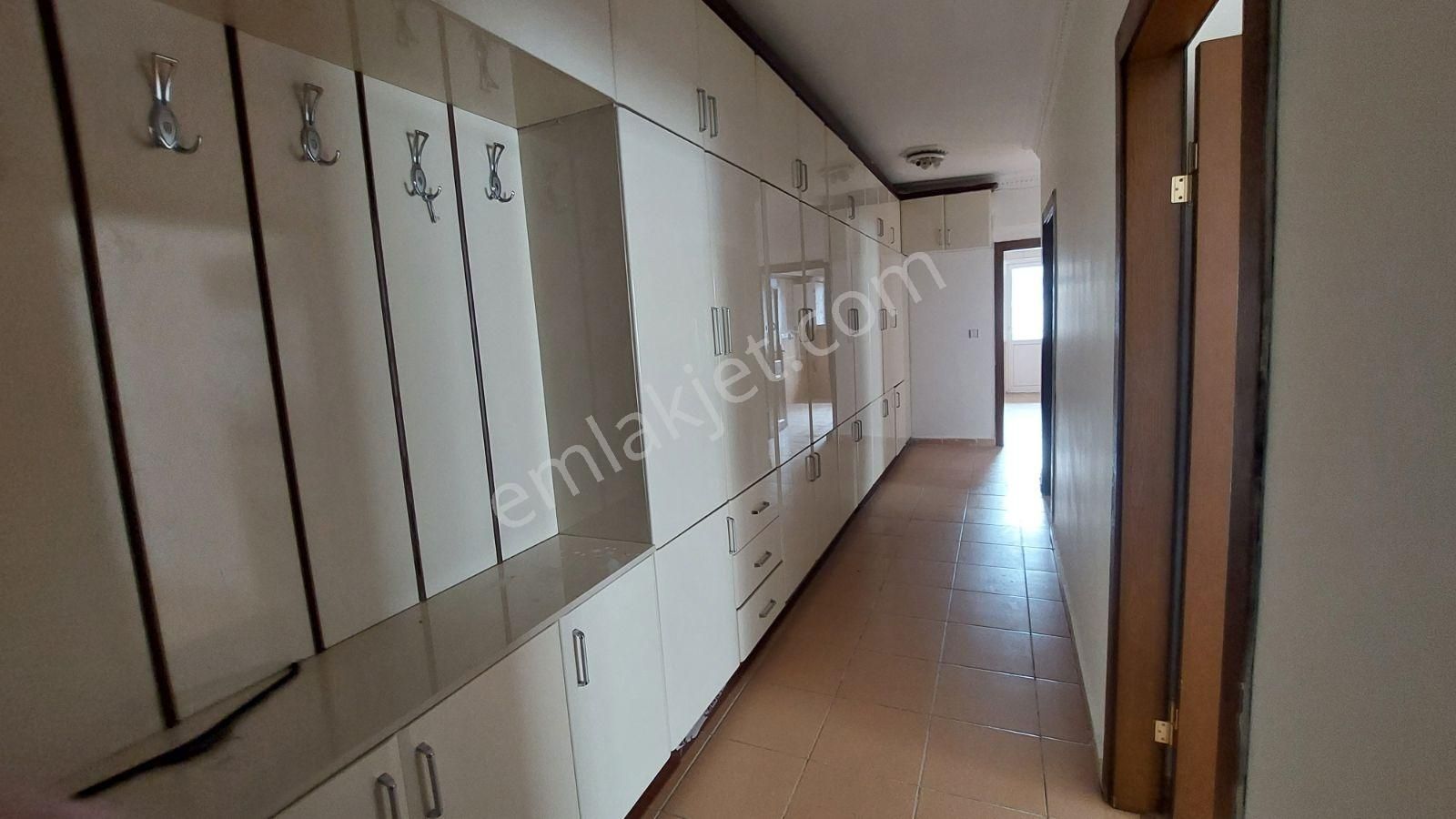 Atakent De Asansörlü Geniş Kapalı Teraslı Güney Batı Yol Cep 6+1 - Görsel 19