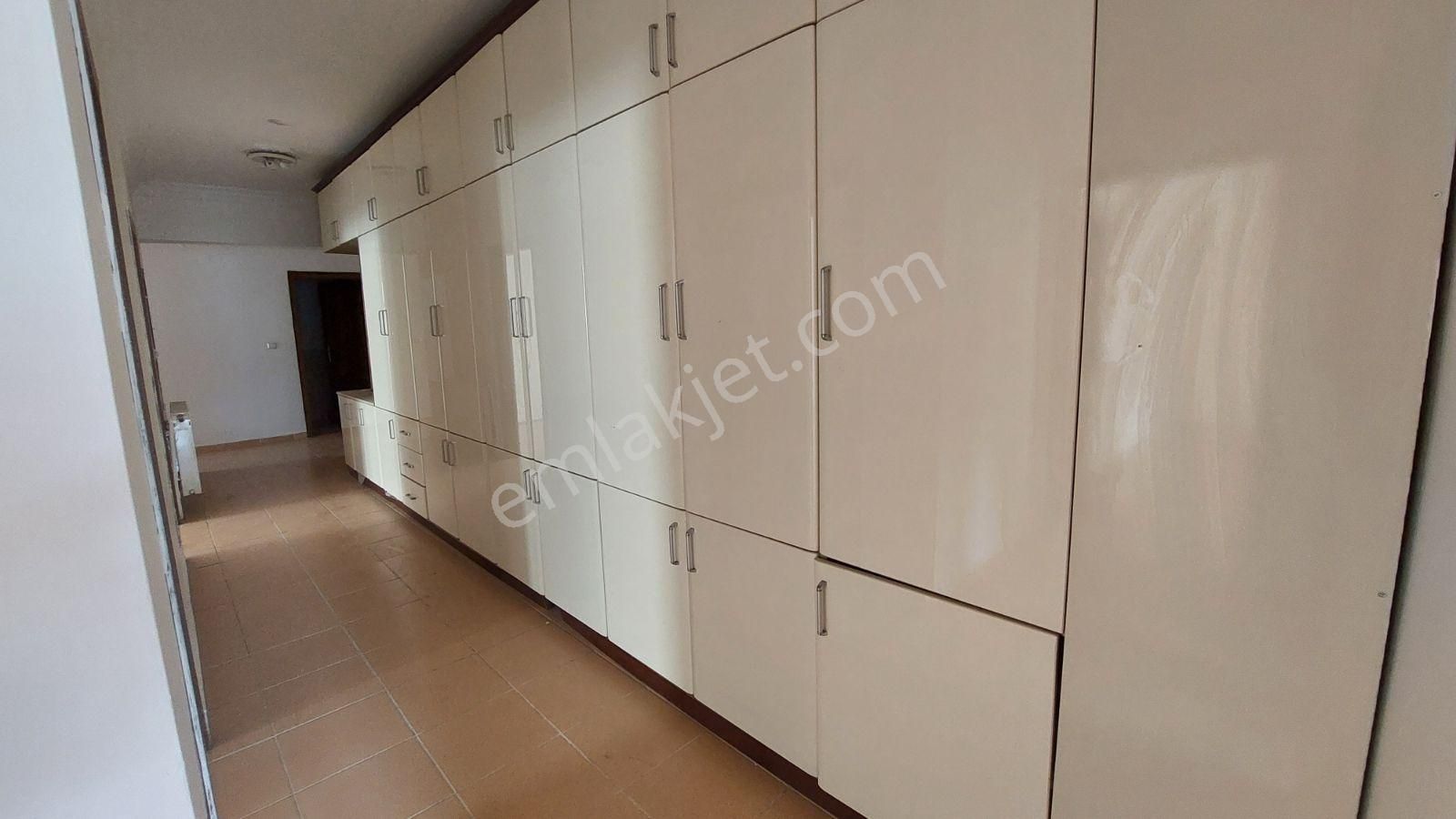 Atakent De Asansörlü Geniş Kapalı Teraslı Güney Batı Yol Cep 6+1 - Görsel 21