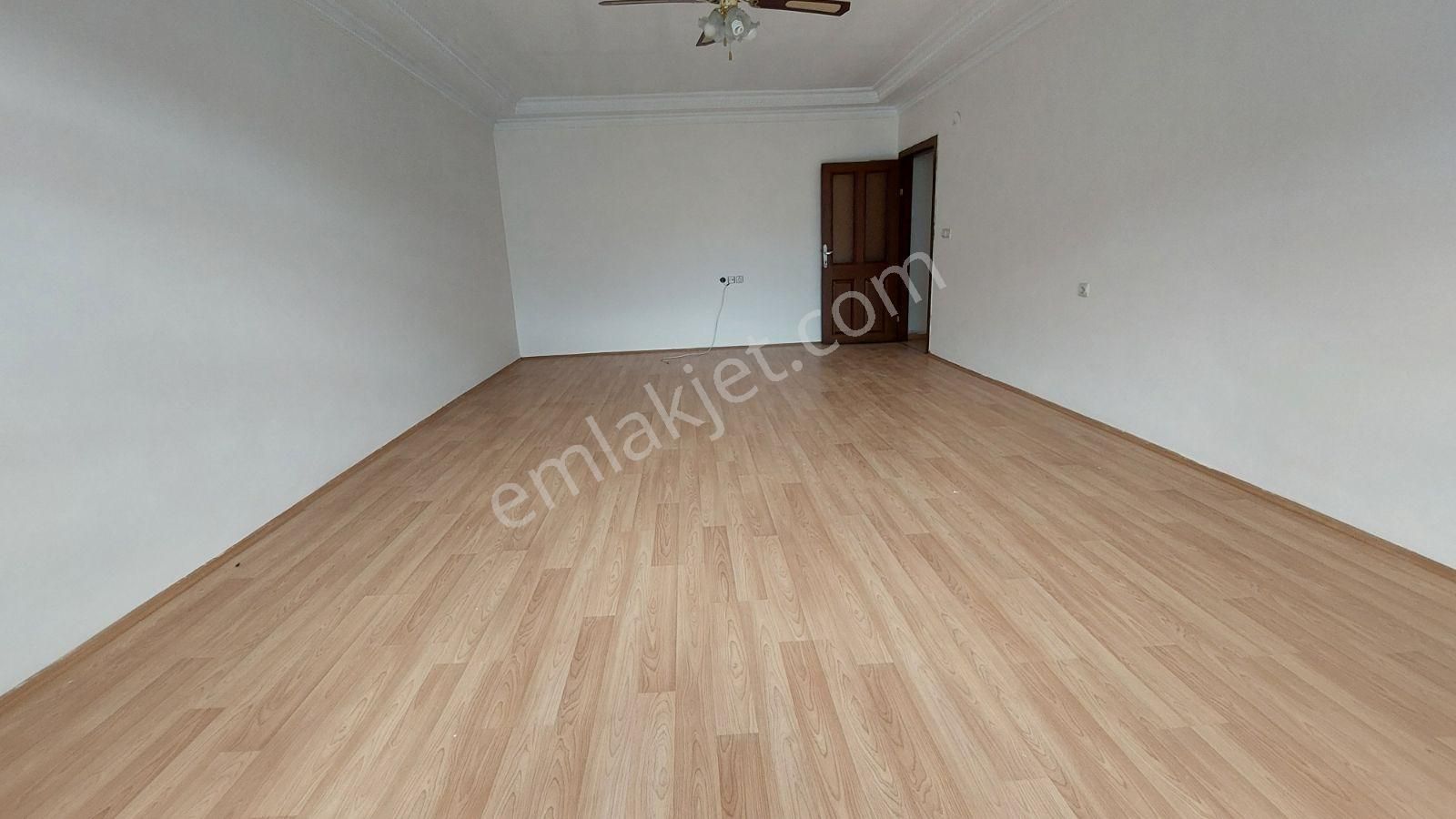 Atakent De Asansörlü Geniş Kapalı Teraslı Güney Batı Yol Cep 6+1 - Görsel 9