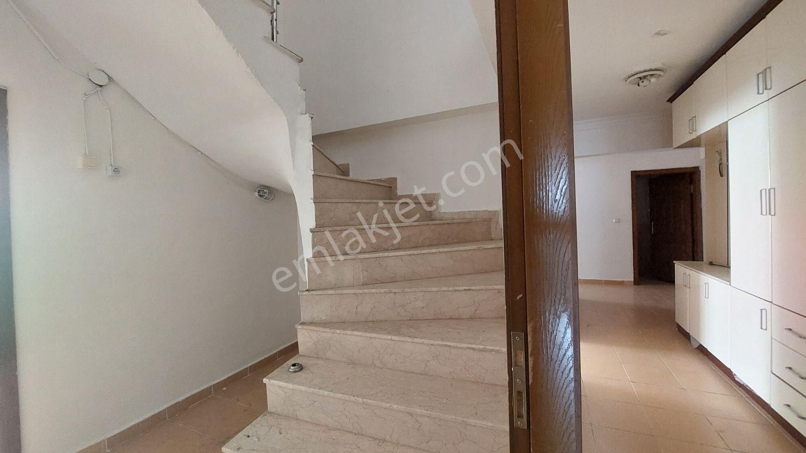 Atakent De Asansörlü Geniş Kapalı Teraslı Güney Batı Yol Cep 6+1 - Görsel 26