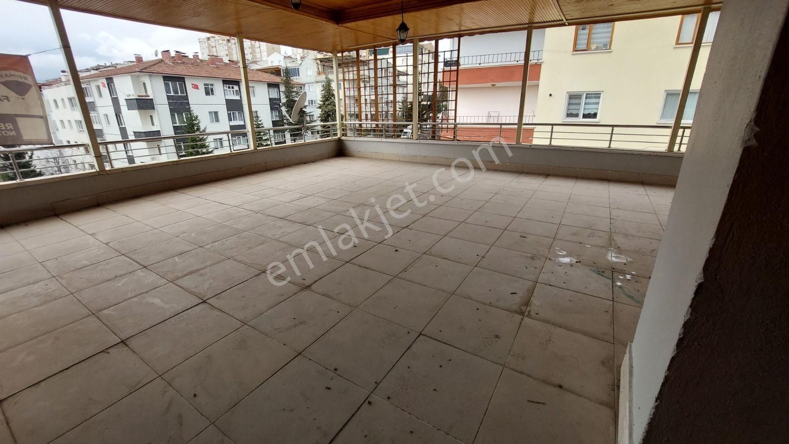 Atakent De Asansörlü Geniş Kapalı Teraslı Güney Batı Yol Cep 6+1 - Görsel 6