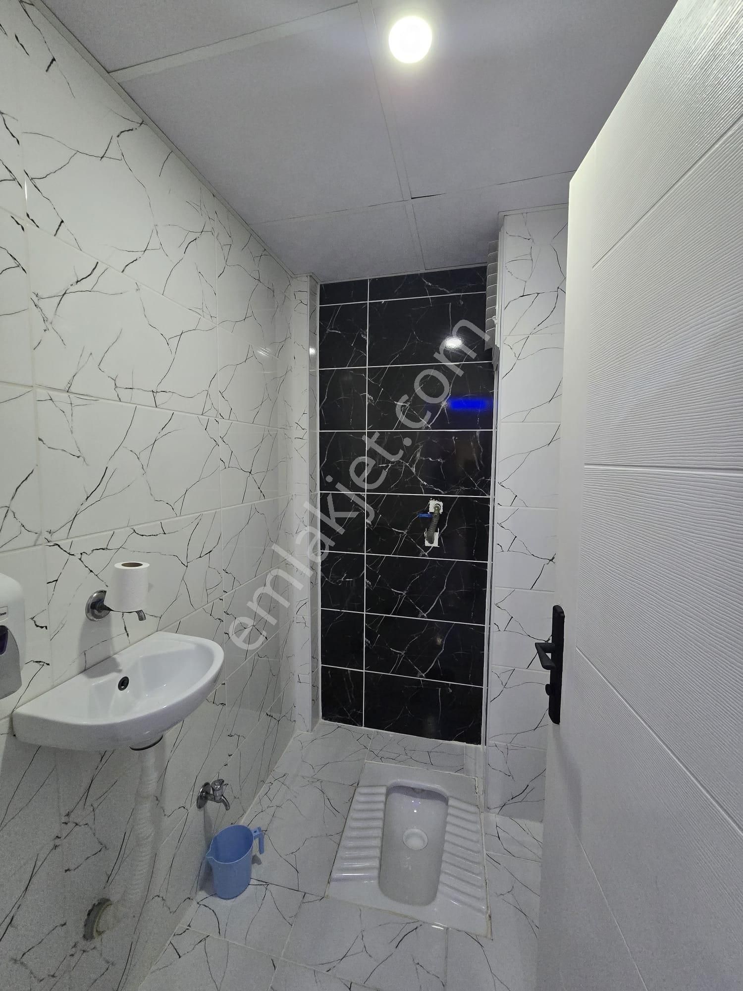 Sağlık Mahallesin De Cadde Üzeri 3+1 Satılık Daire - Görsel 15