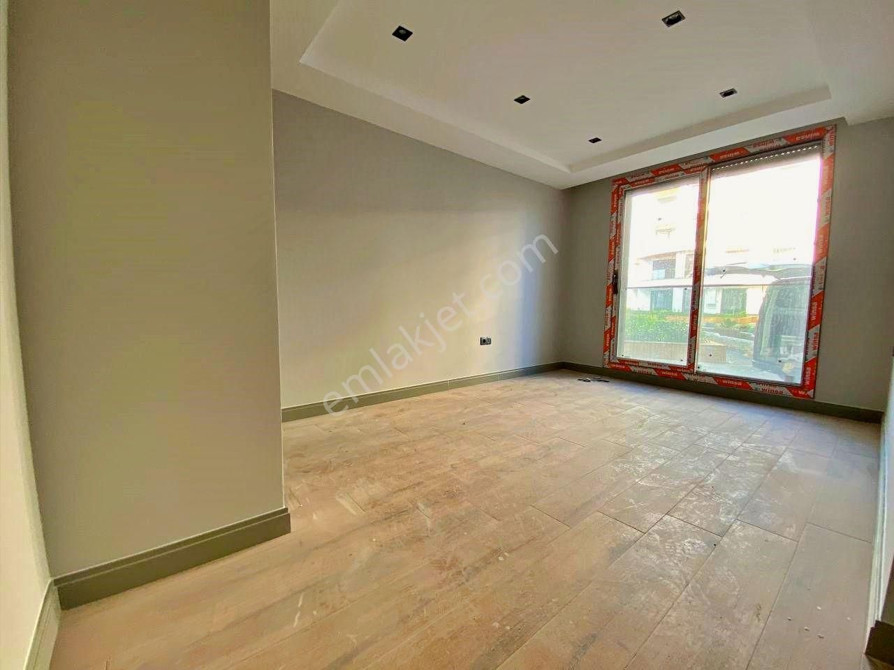Uytundan Örende Havuzlu Ultralüks Sitede Bahçeli Satılık 2+1 - Görsel 17