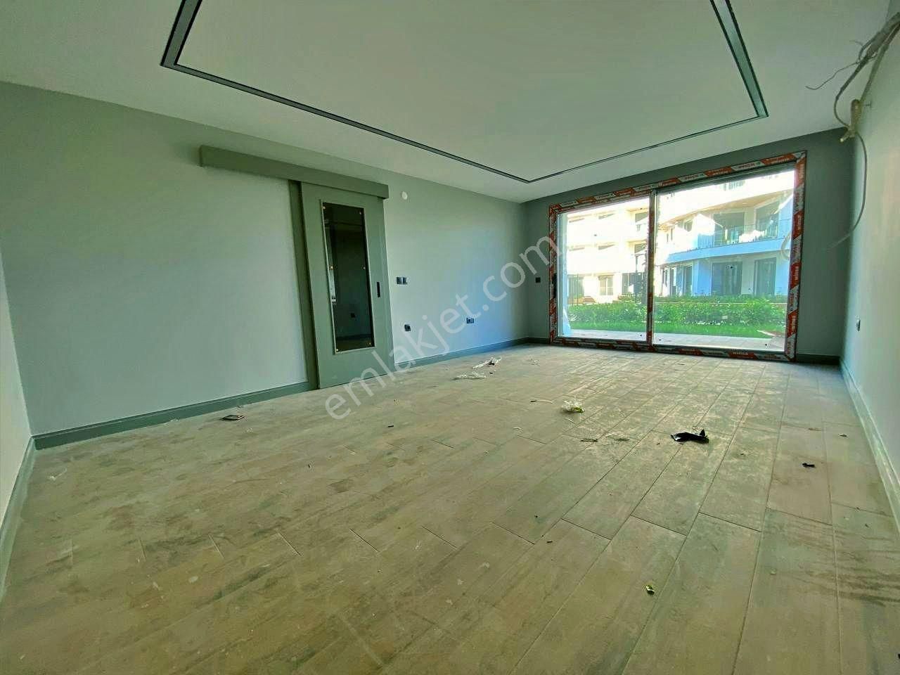 Uytundan Örende Havuzlu Ultralüks Sitede Bahçeli Satılık 2+1 - Görsel 34