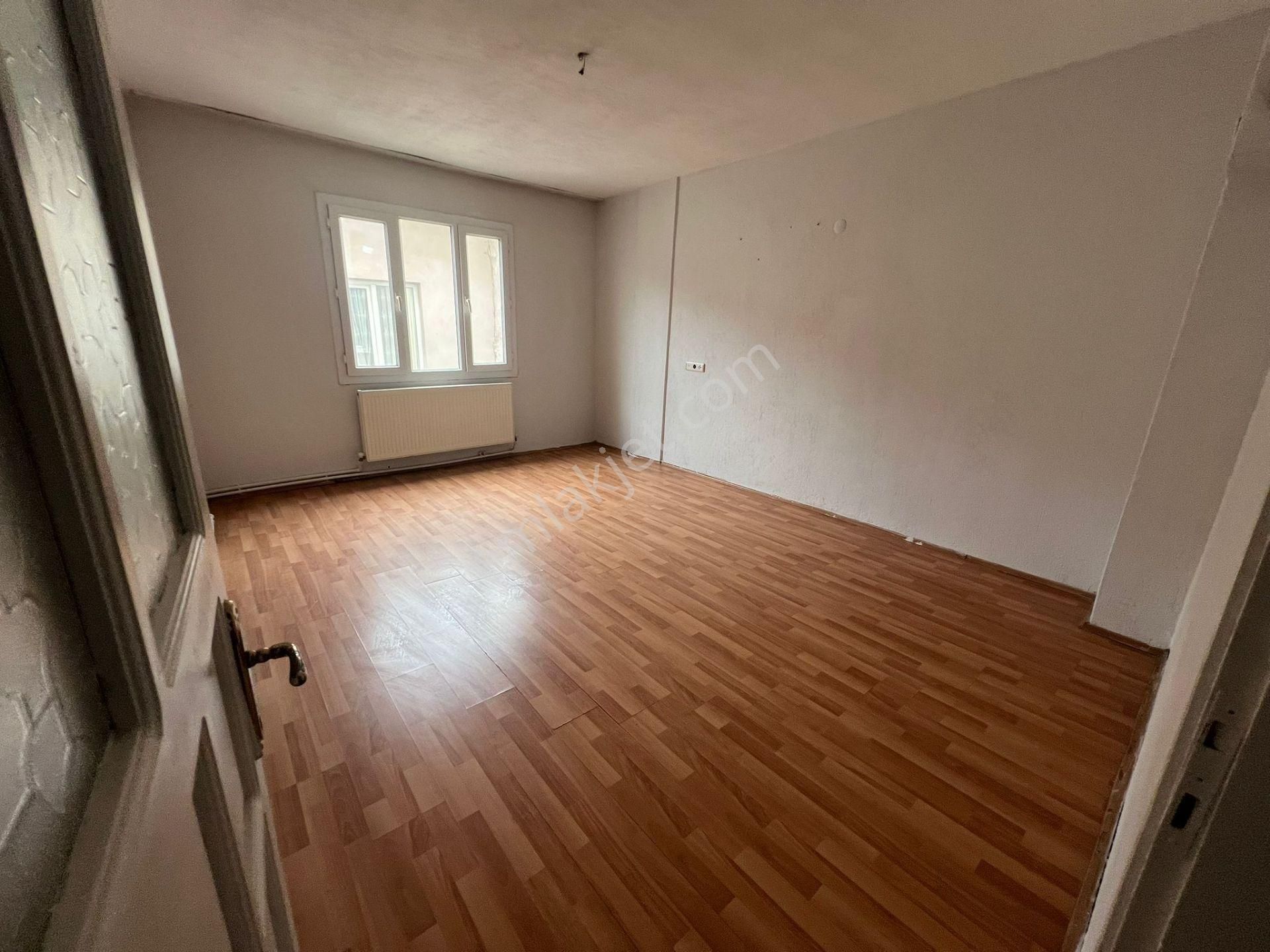 Buca Yenigün Mah.de 2+1 100m2 Dgazlı Arakat Geniş Ferah Kiralık Daire