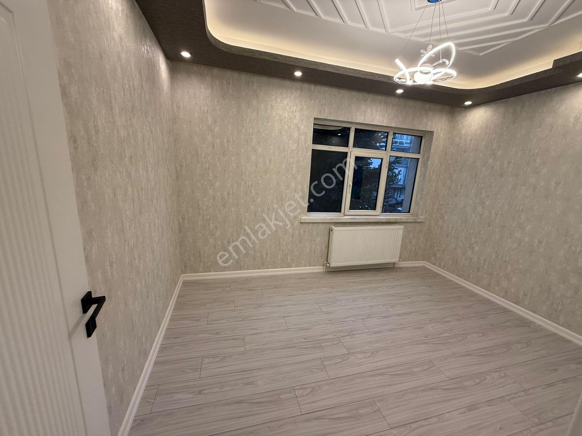 Bilgen Vatan'dan Yakacık'ta Ana Cadde Yakını 1. Kat Ön Cephe 3+1 Megalüks Yapılı Bağımsız Satılık - Görsel 18