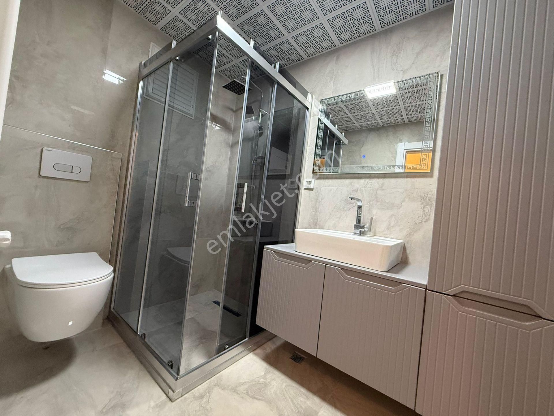 Bilgen Vatan'dan Yakacık'ta Ana Cadde Yakını 1. Kat Ön Cephe 3+1 Megalüks Yapılı Bağımsız Satılık - Görsel 25