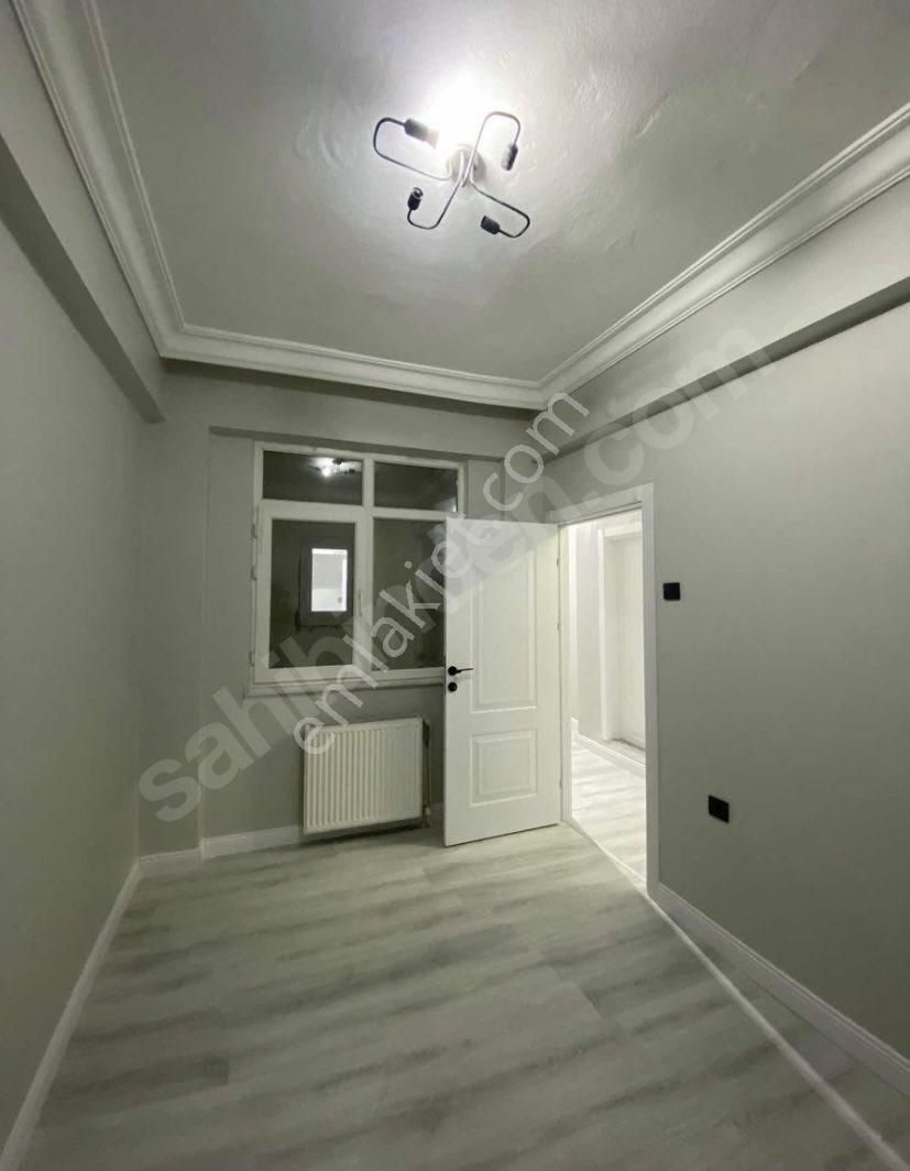 Furkan Emlaktan Çiftlik Mah. 2+1 1.kat 105m2 İçi Full Yapılı Balkonlu Arakat Satılık Fırsat Daire - Görsel 8