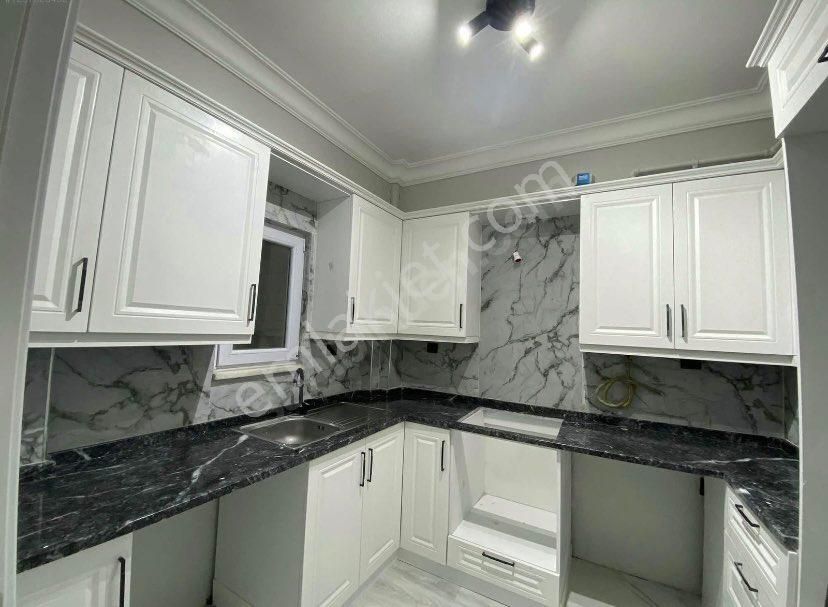 Furkan Emlaktan Çiftlik Mah. 2+1 1.kat 105m2 İçi Full Yapılı Balkonlu Arakat Satılık Fırsat Daire - Görsel 3