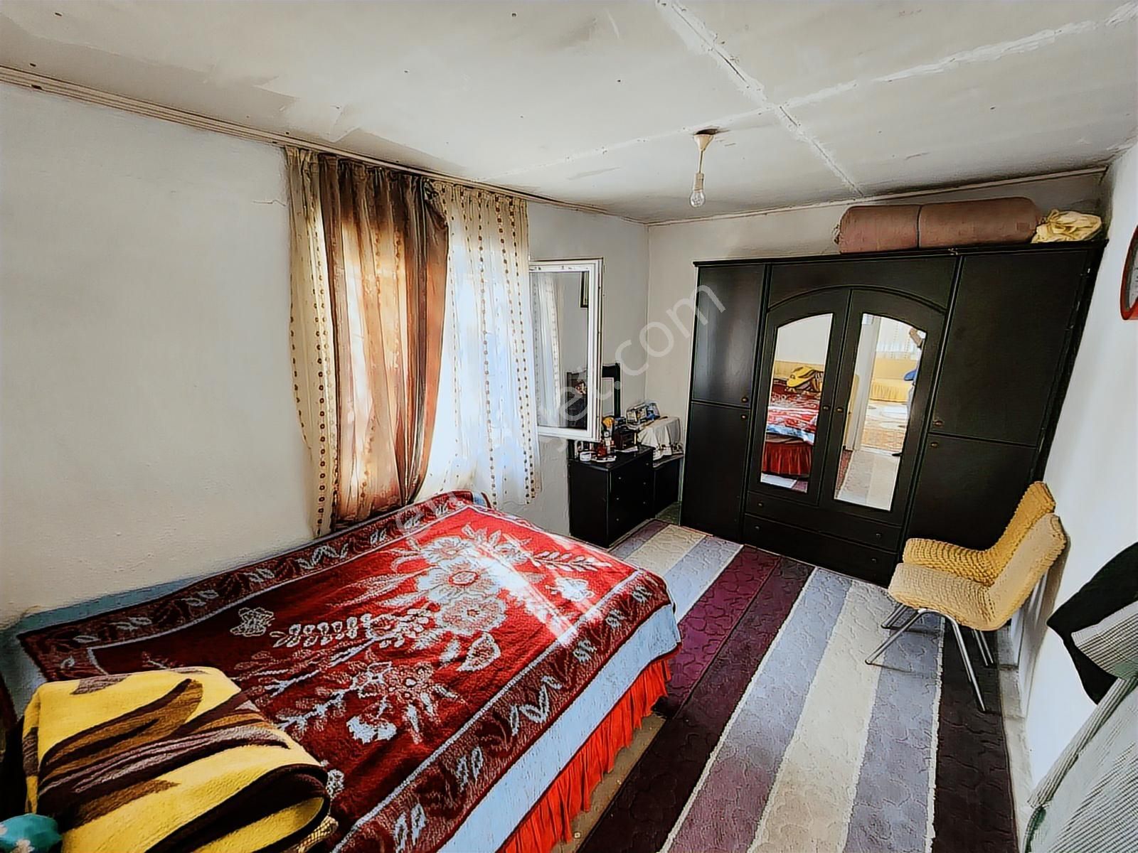 Güler^den Yenimahalle Yakacıkta 3+1 Müstakil(gecekondu) 800m2ars - Görsel 14