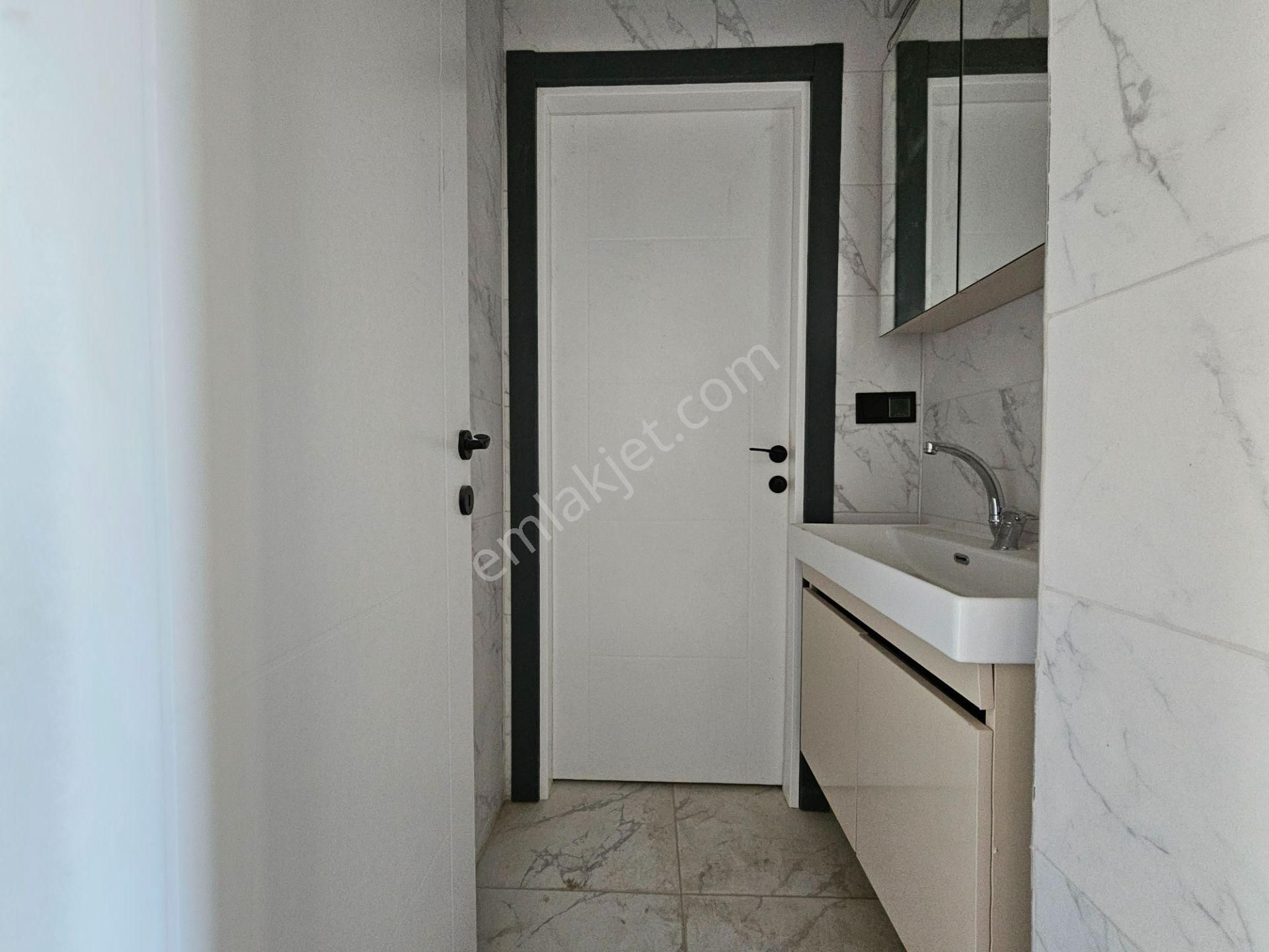 Sedirler Mahallesinde Fetih Caddesine Oldukça Yakın 3+1 Satılık Lüx Sıfır Fırsat Site İçi Daireler - Görsel 9