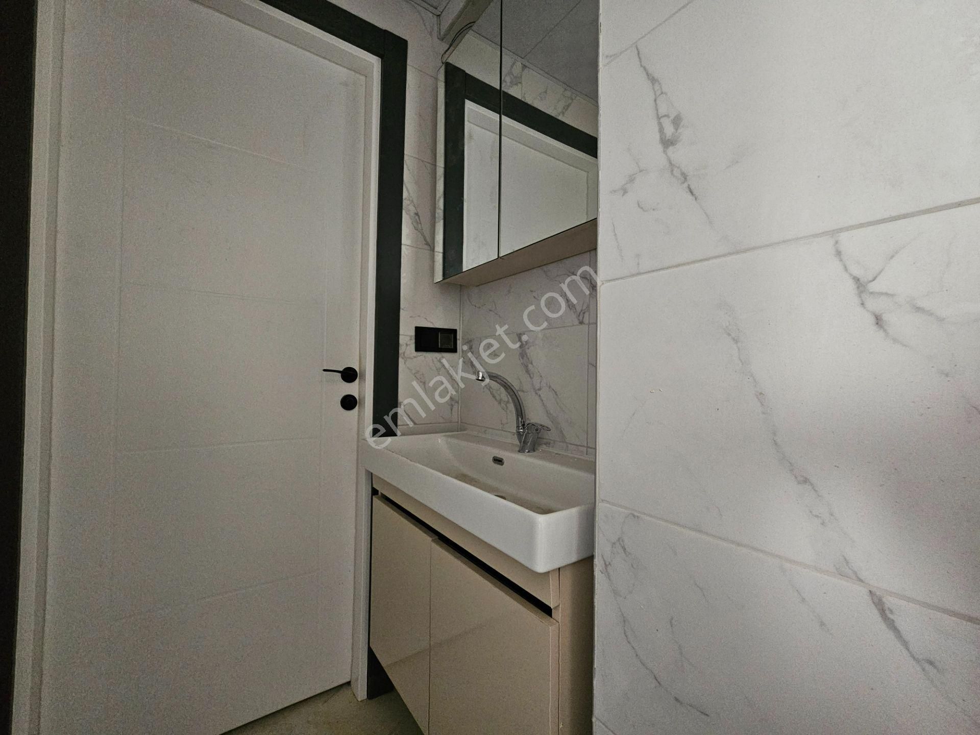 Sedirler Mahallesinde Fetih Caddesine Oldukça Yakın 3+1 Satılık Lüx Sıfır Fırsat Site İçi Daireler - Görsel 34