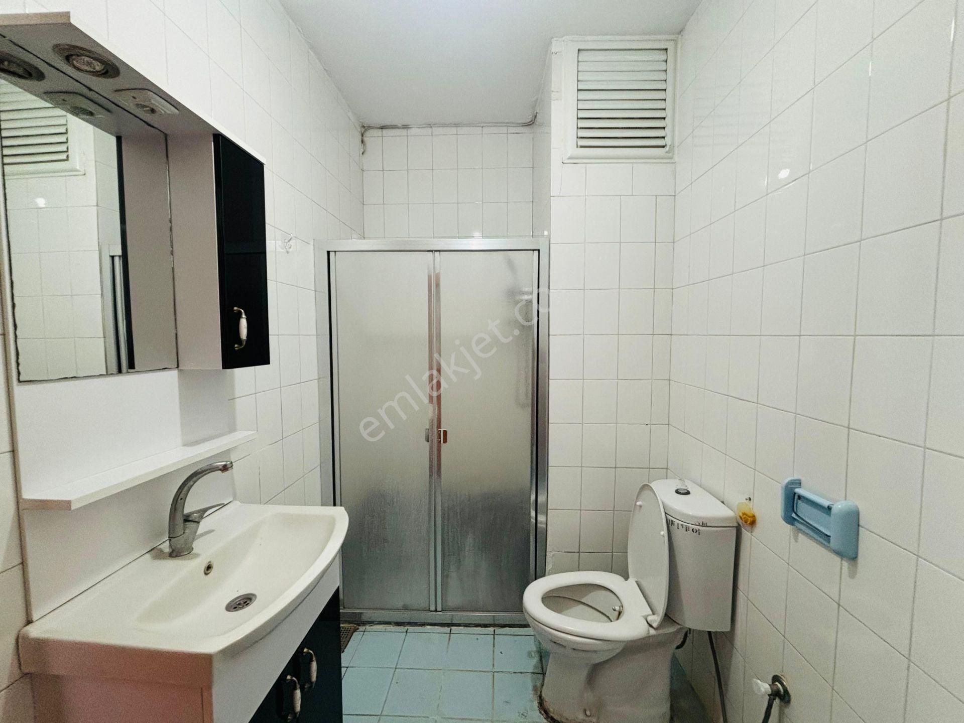 Güven'den Çarşı İçinde Cadde Üstü Okullara Komşu 2+1 Daire - Görsel 24