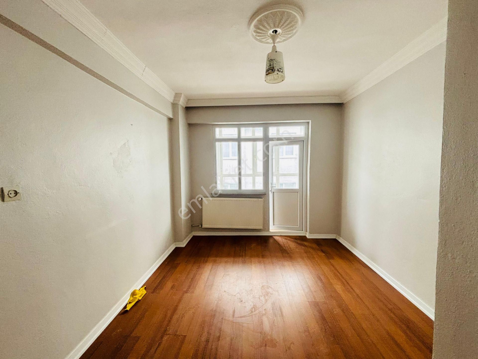 Güven'den Çarşı İçinde Cadde Üstü Okullara Komşu 2+1 Daire - Görsel 17