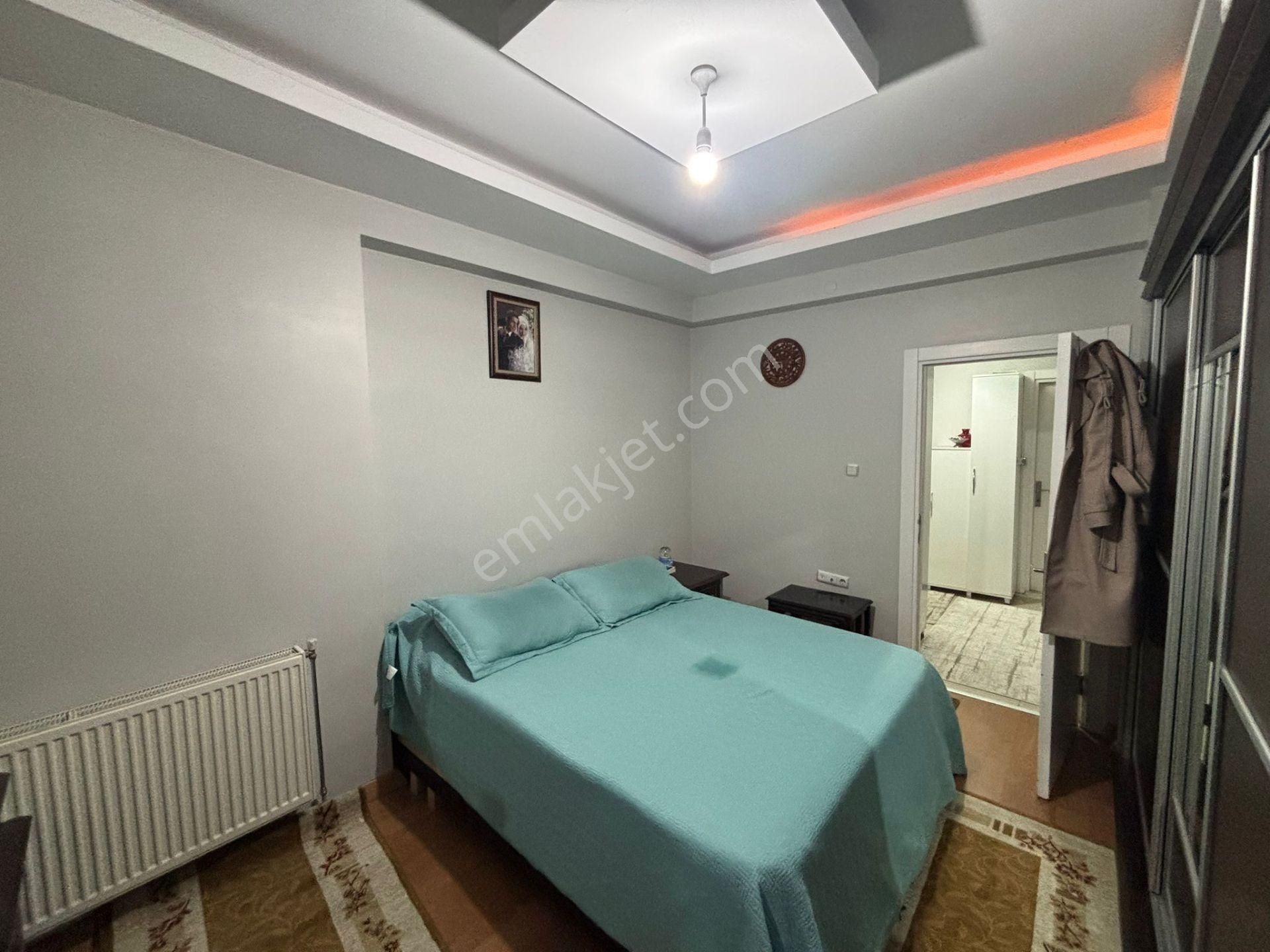 Bağcılar Öğretmen Okulları Arkasında Satılık Masrafsız 2+1 Büyük Tip Daire - Görsel 15