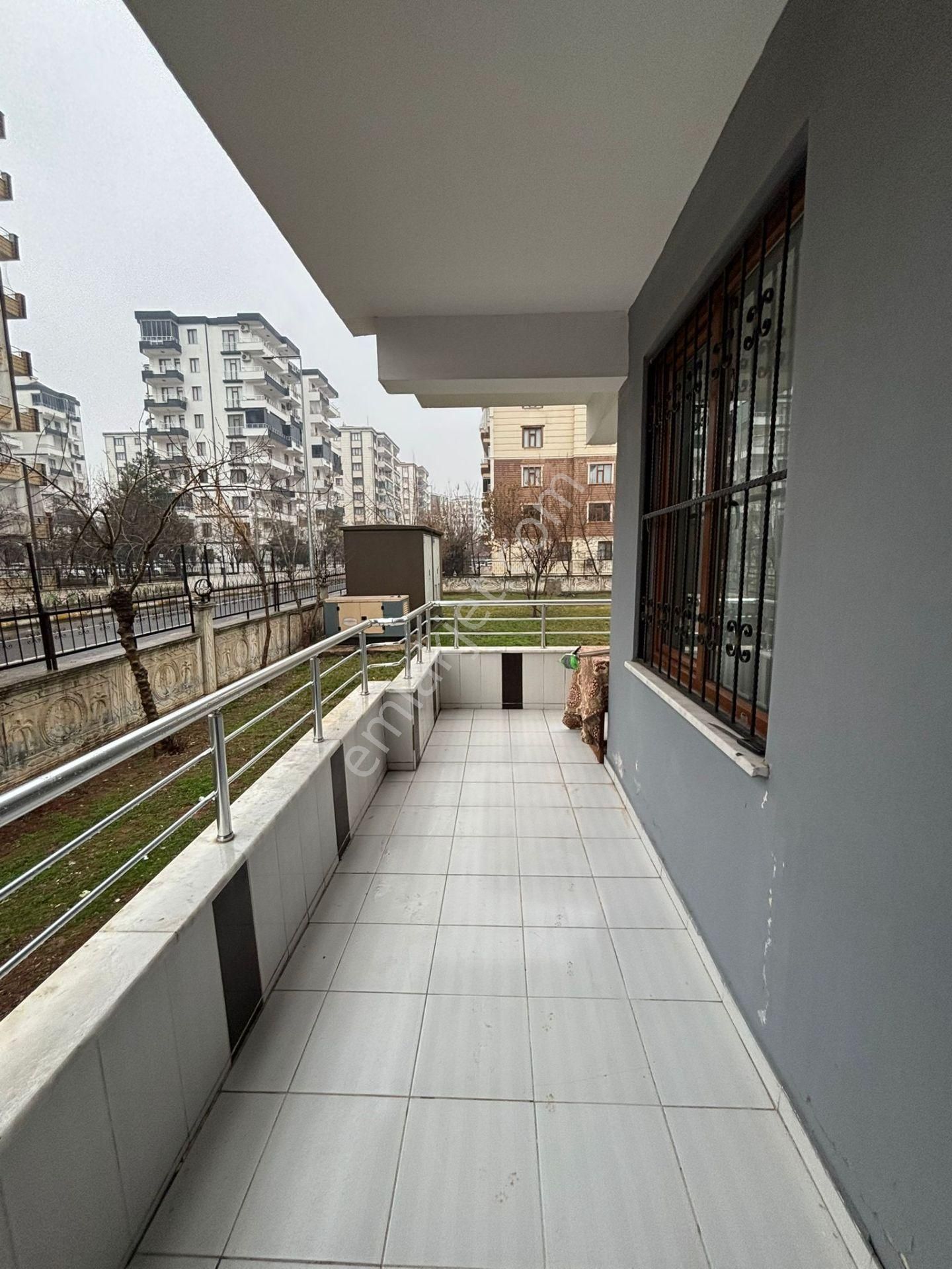 Bağcılar Öğretmen Okulları Arkasında Satılık Masrafsız 2+1 Büyük Tip Daire - Görsel 13