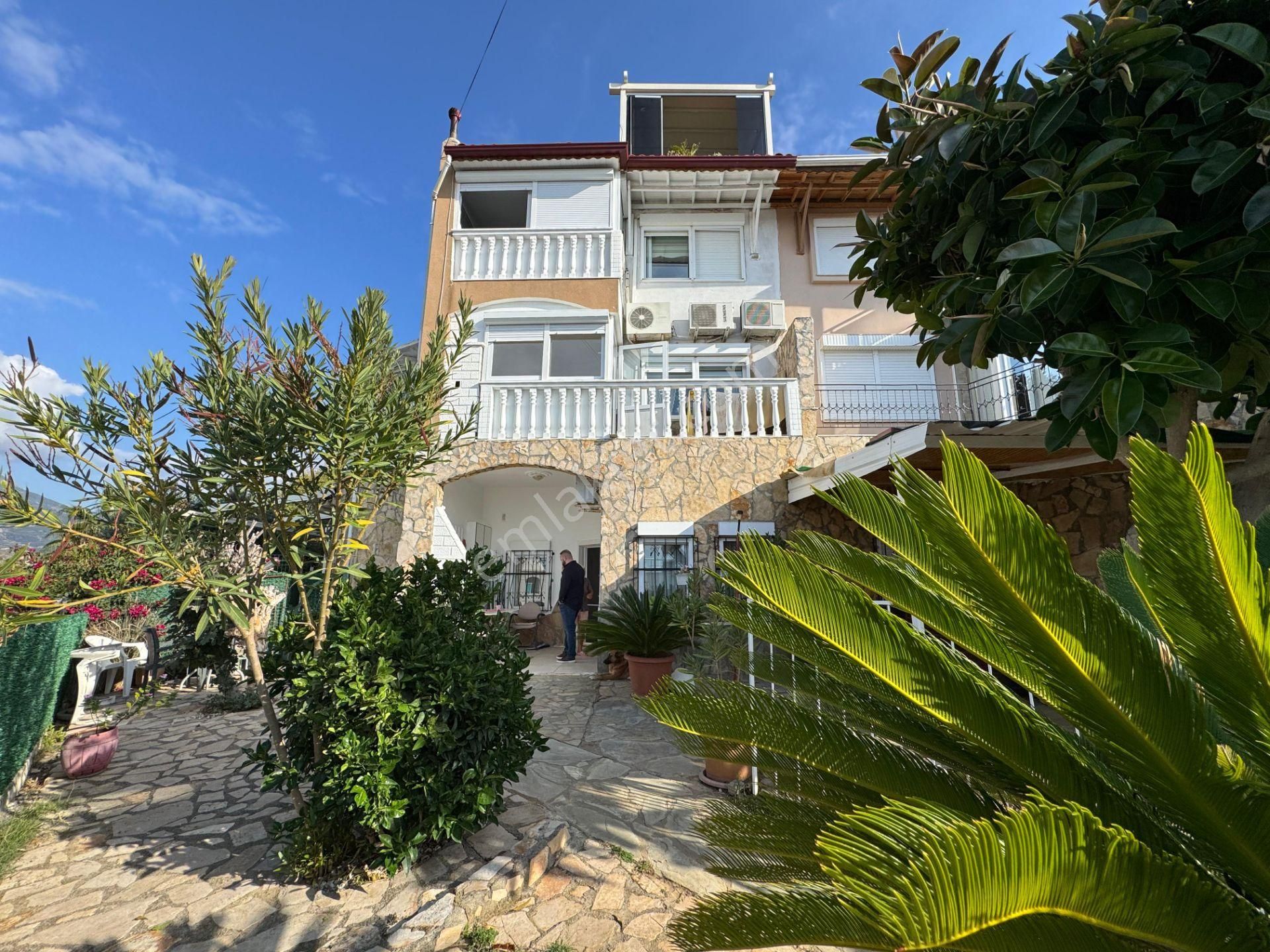 Alanya Kargıcak Da 3+1 Full Şehir Manzaralı Lüks Villa - Görsel 12