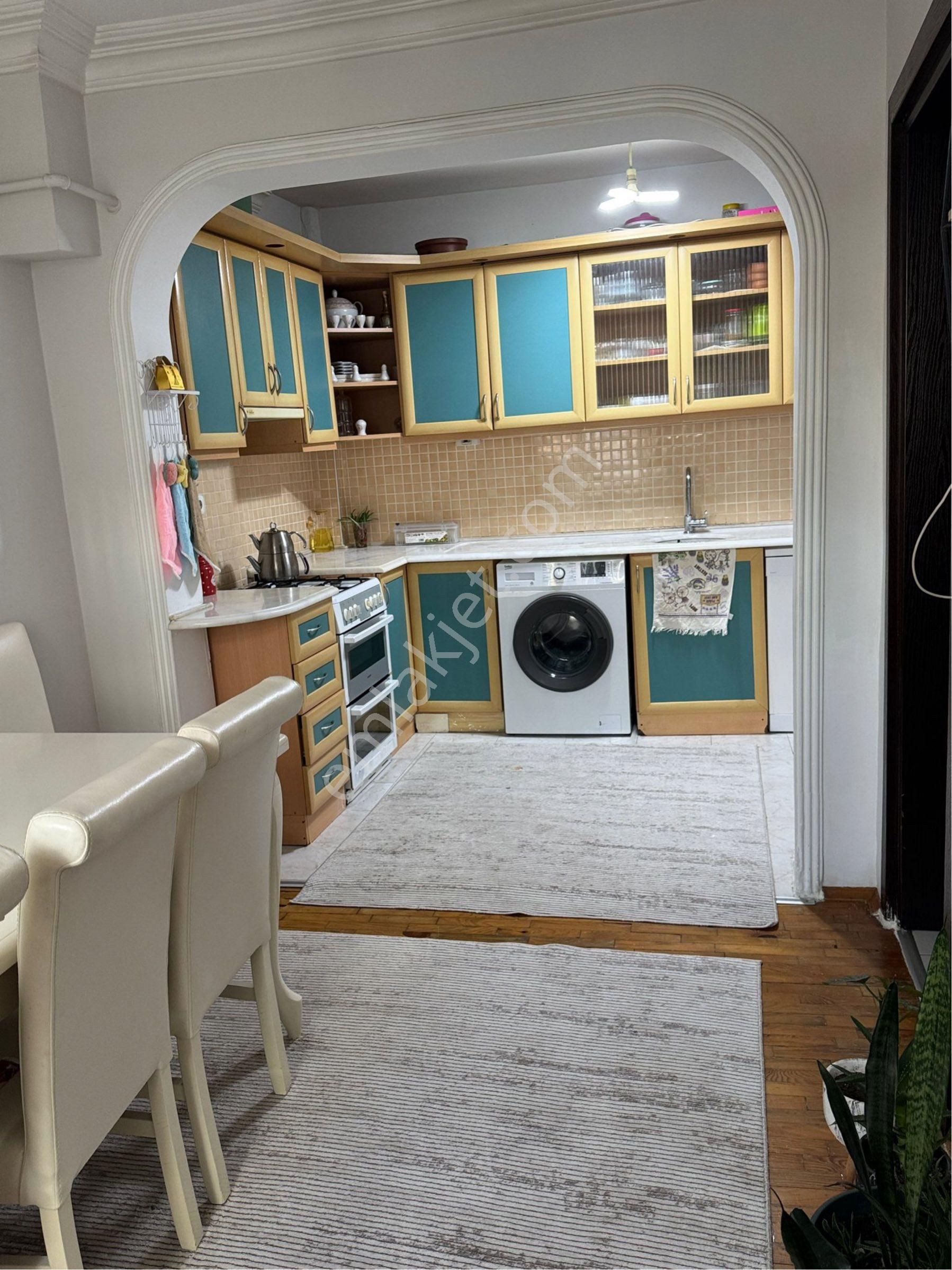 Furkan Emlaktan Hançerli Mah. 2+1 1.kat 110m2 Çift Balkonlu Asansörlü Caddeye Cephe Fırsat Daire - Görsel 2