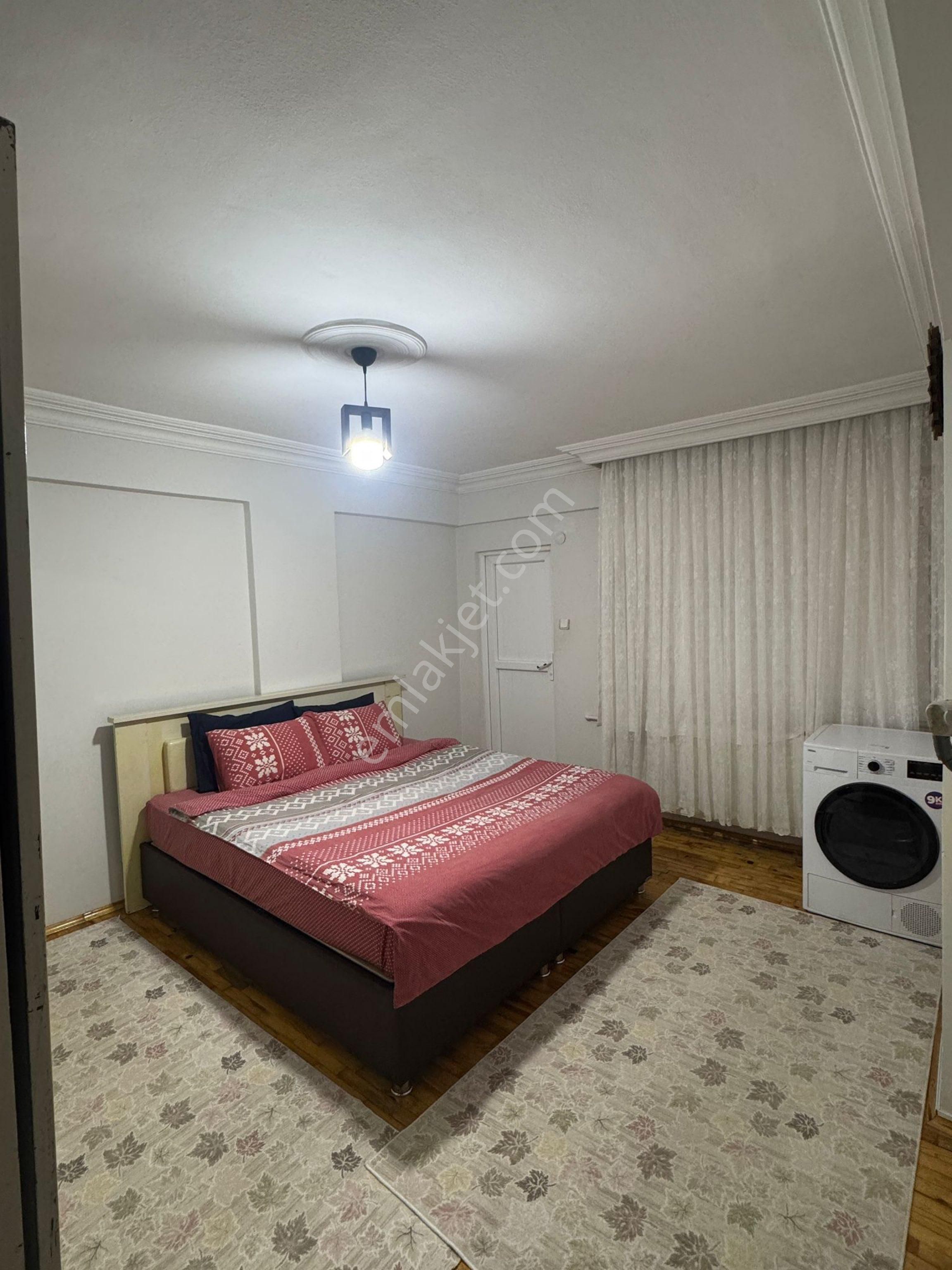 Furkan Emlaktan Hançerli Mah. 2+1 1.kat 110m2 Çift Balkonlu Asansörlü Caddeye Cephe Fırsat Daire - Görsel 8