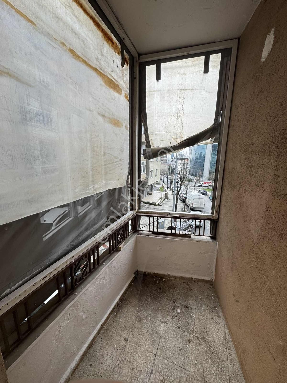 Mahmutbey'de Kiralık 2+1 90 M2 Daire - Görsel 13