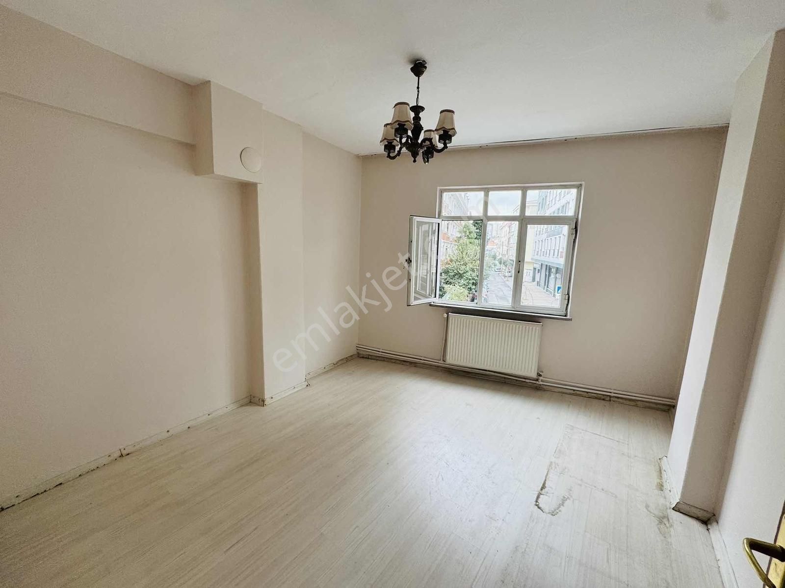 Mahmutbey'de Kiralık 2+1 90 M2 Daire - Görsel 7