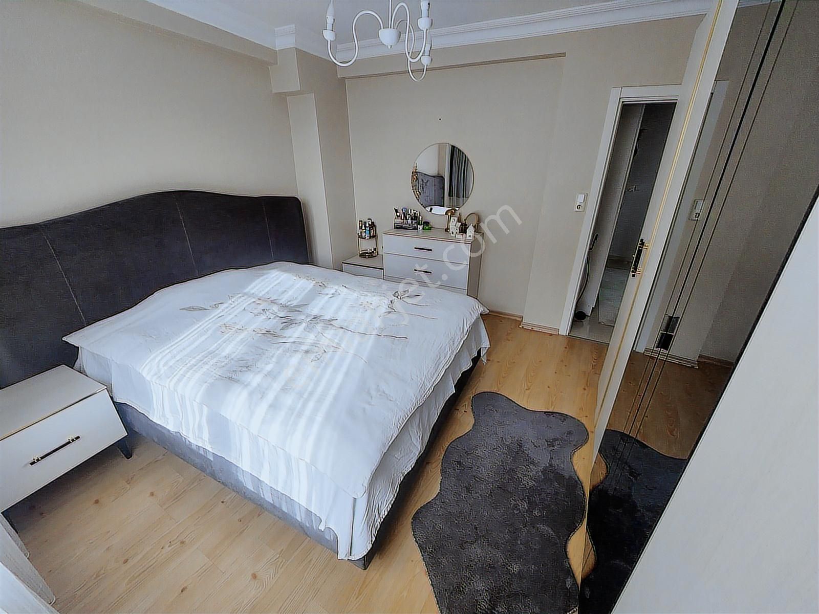 Şeref Emlak Eyüp Ssk Hastanesine Satılık Daire 4,250,000 Tl - Görsel 8