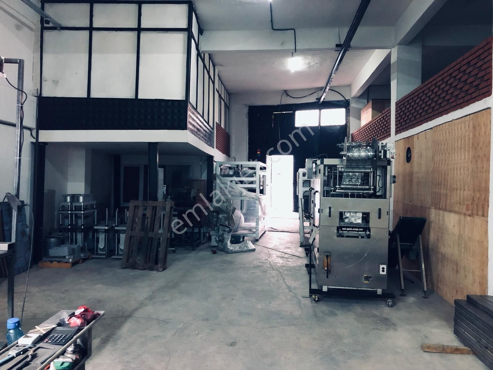 Cadde Üzeri Çift Taraf Giriş Li 1000 Mt Depo Veya Fabrika Yeri - Görsel 8